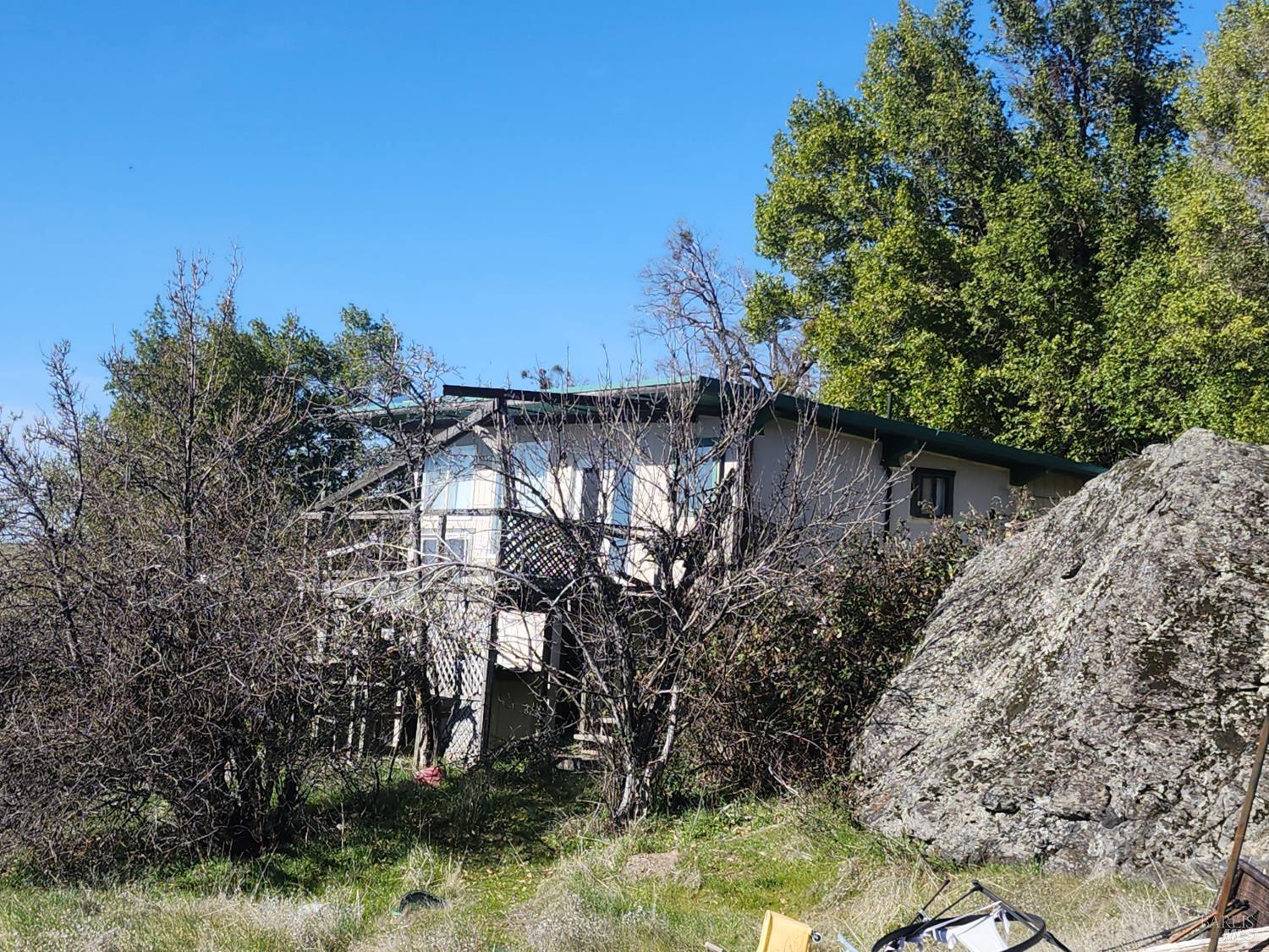 Detail Gallery Image 12 of 14 For 4300 Spyrock Rd, Laytonville,  CA 95585 - 2 Beds | 1 Baths