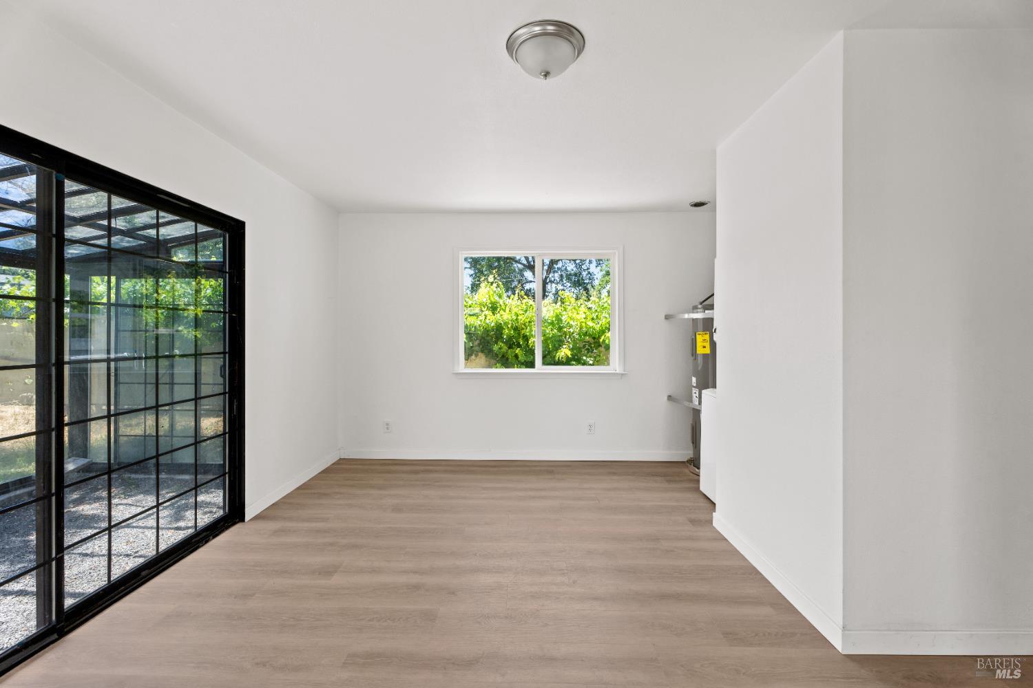 Detail Gallery Image 14 of 20 For 2025 Valley Rd, Willits,  CA 95490 - 2 Beds | 2 Baths