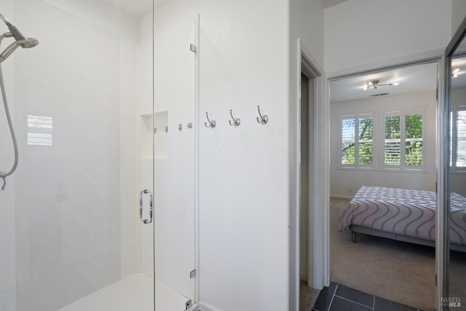 Detail Gallery Image 25 of 56 For 120 Eichten Ln, Penngrove,  CA 94951 - 4 Beds | 2/1 Baths