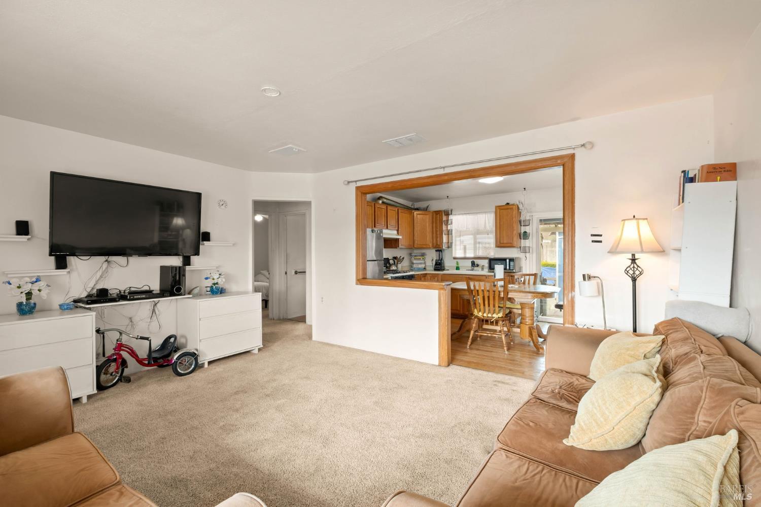 Detail Gallery Image 7 of 25 For 54 Bryan Ave, Napa,  CA 94558 - 2 Beds | 1 Baths