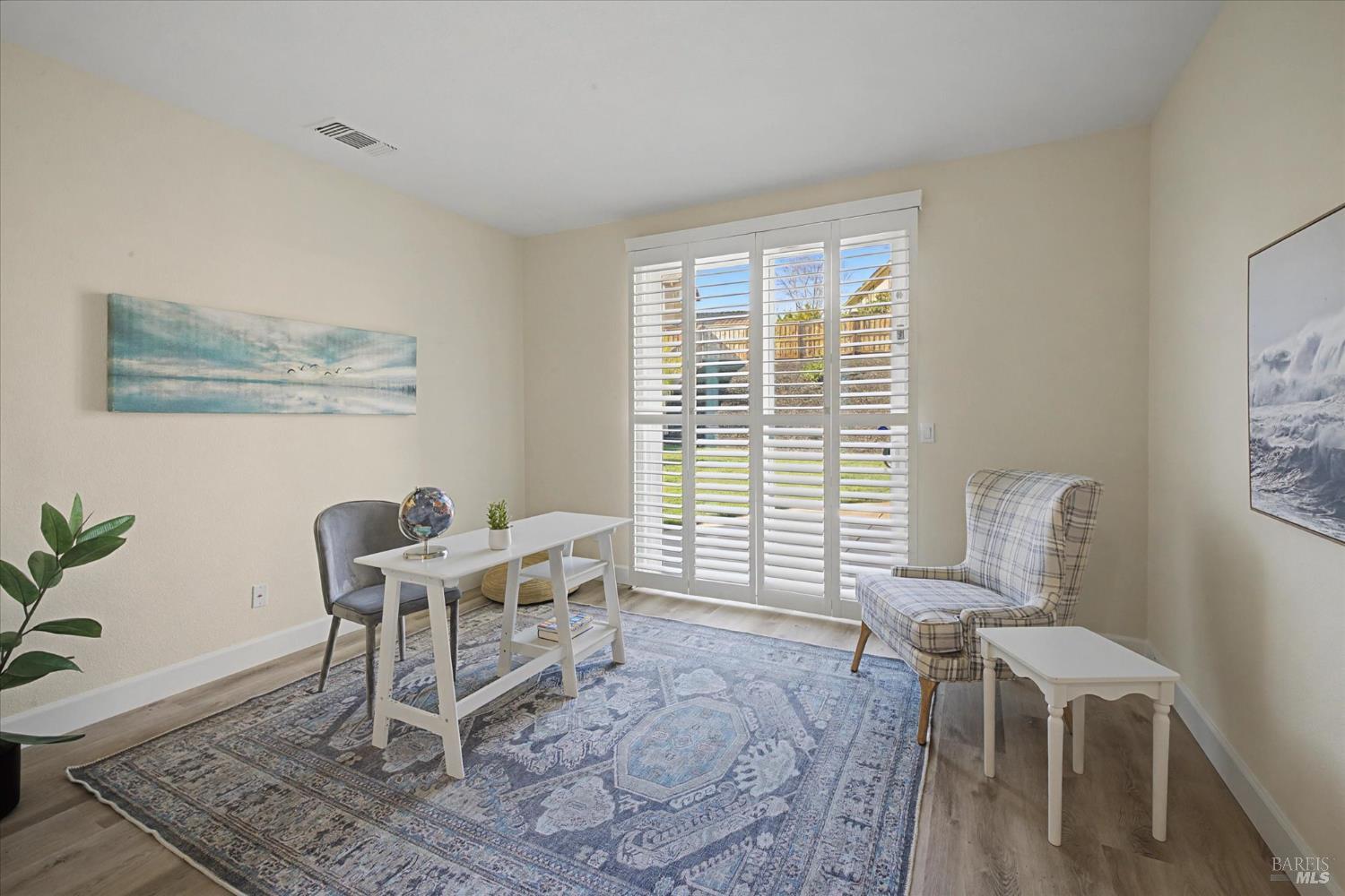 Detail Gallery Image 35 of 73 For 685 Elderberry Loop, Vacaville,  CA 95688 - 5 Beds | 4/1 Baths