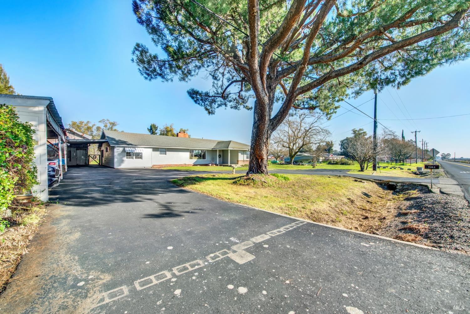 Detail Gallery Image 17 of 88 For 5303 Midway Rd, Vacaville,  CA 95688 - 4 Beds | 2 Baths