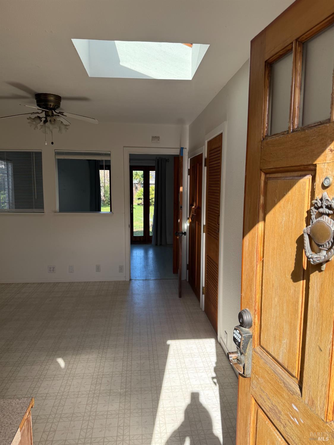 Detail Gallery Image 9 of 14 For 472 Church St, Sonoma,  CA 95476 - 1 Beds | 2 Baths