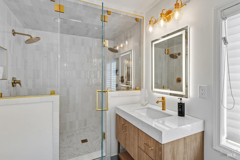 Detail Gallery Image 19 of 61 For 1022 Berry Ln, Napa,  CA 94558 - 4 Beds | 3 Baths