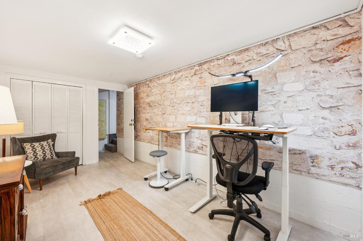 Detail Gallery Image 36 of 52 For 72 Flicker Dr, Novato,  CA 94949 - 2 Beds | 3/1 Baths