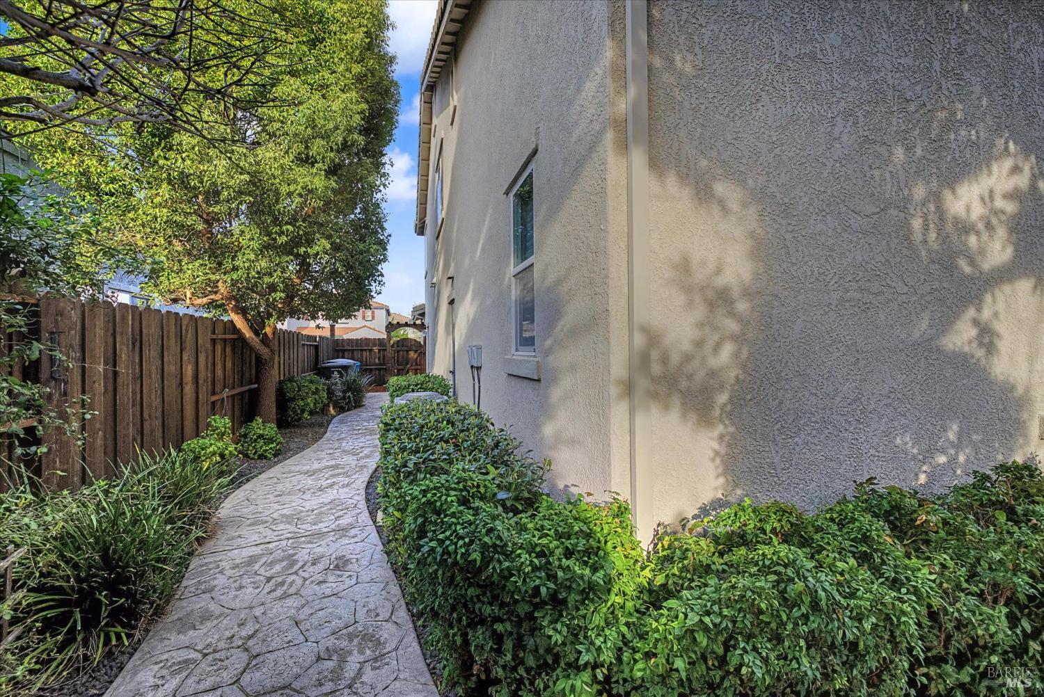 Detail Gallery Image 49 of 65 For 931 Zephyr Ln, Vacaville,  CA 95687 - 4 Beds | 2/1 Baths