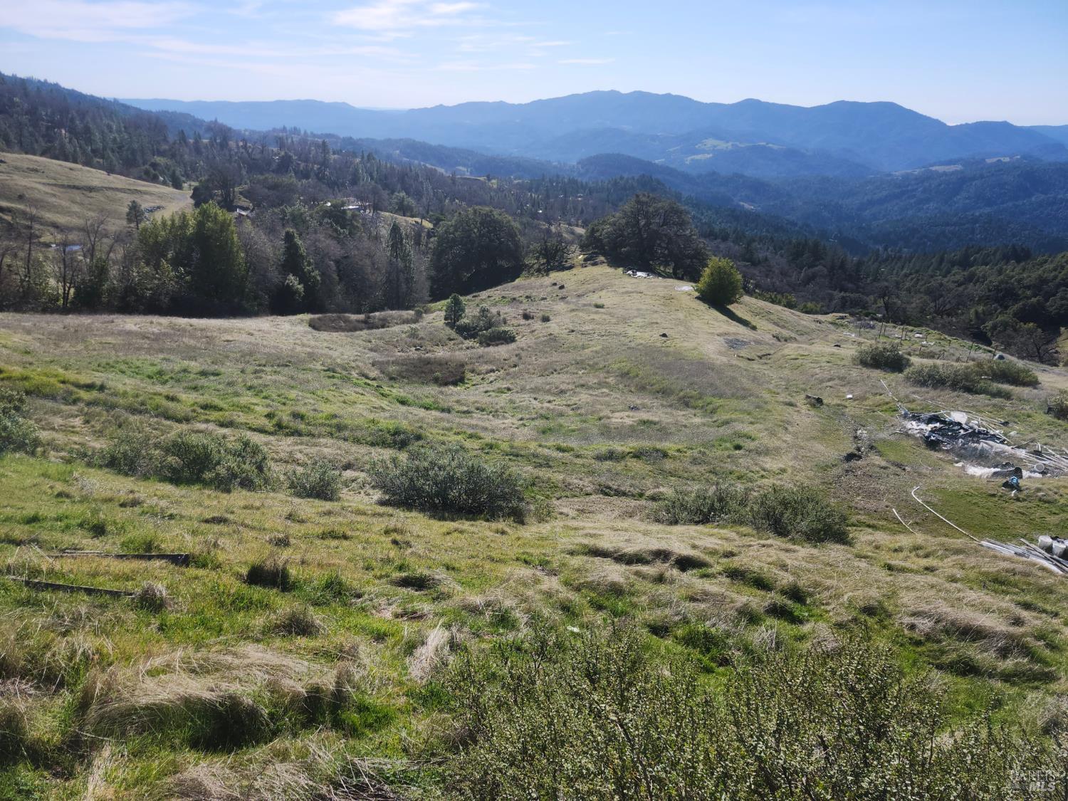 Detail Gallery Image 13 of 14 For 4300 Spyrock Rd, Laytonville,  CA 95585 - 2 Beds | 1 Baths