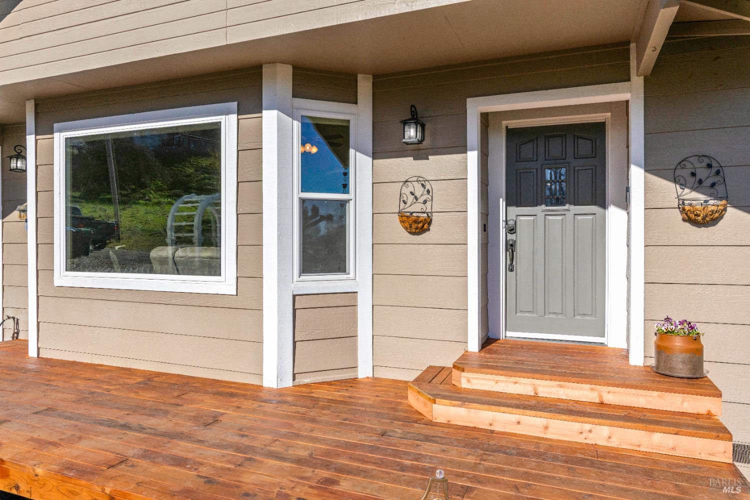 Detail Gallery Image 8 of 50 For 170 Deer Hill Ln, Lakeport,  CA 95453 - 3 Beds | 2 Baths