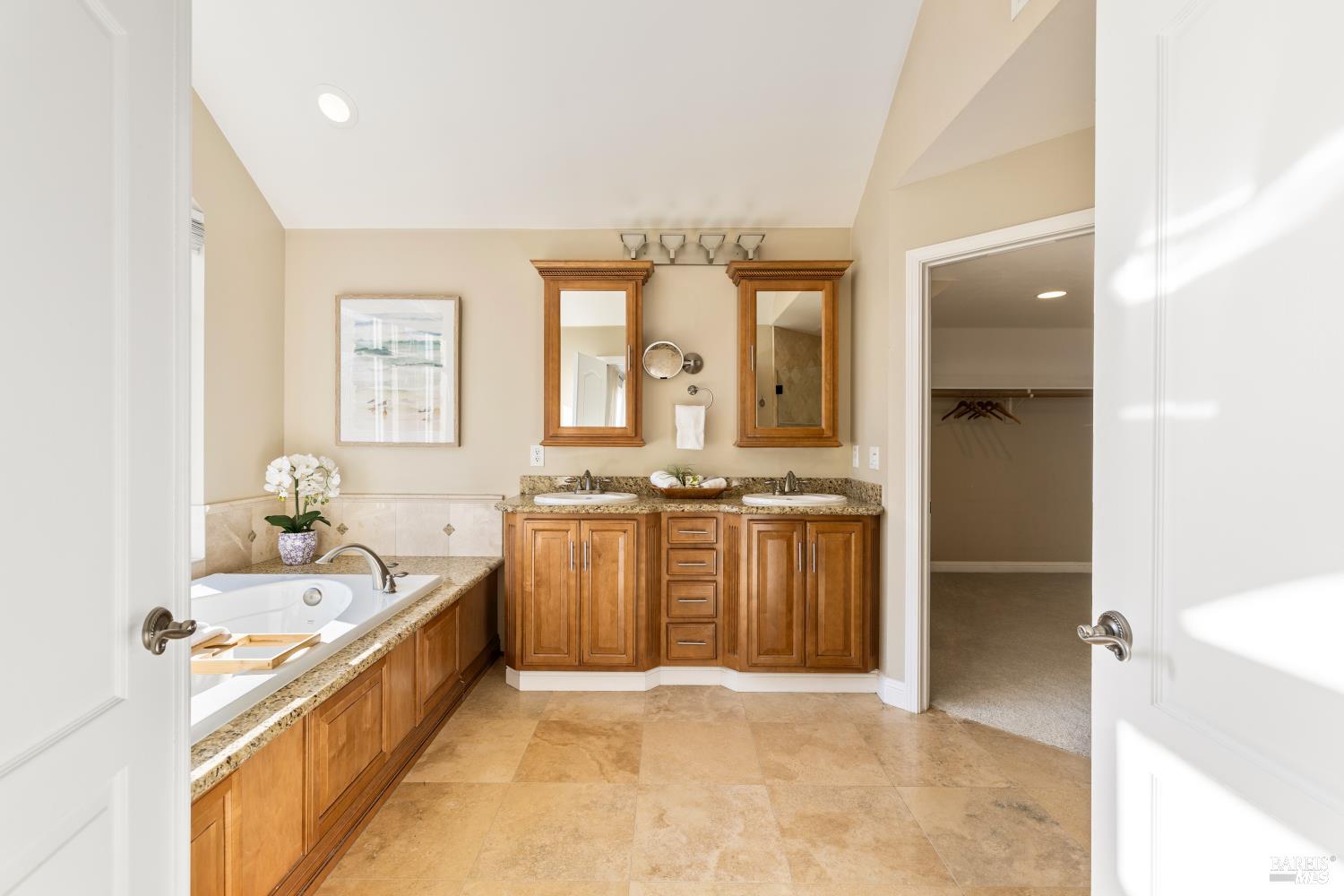 Detail Gallery Image 52 of 91 For 240 Hidden Valley Ln, Vacaville,  CA 95688 - 6 Beds | 3 Baths