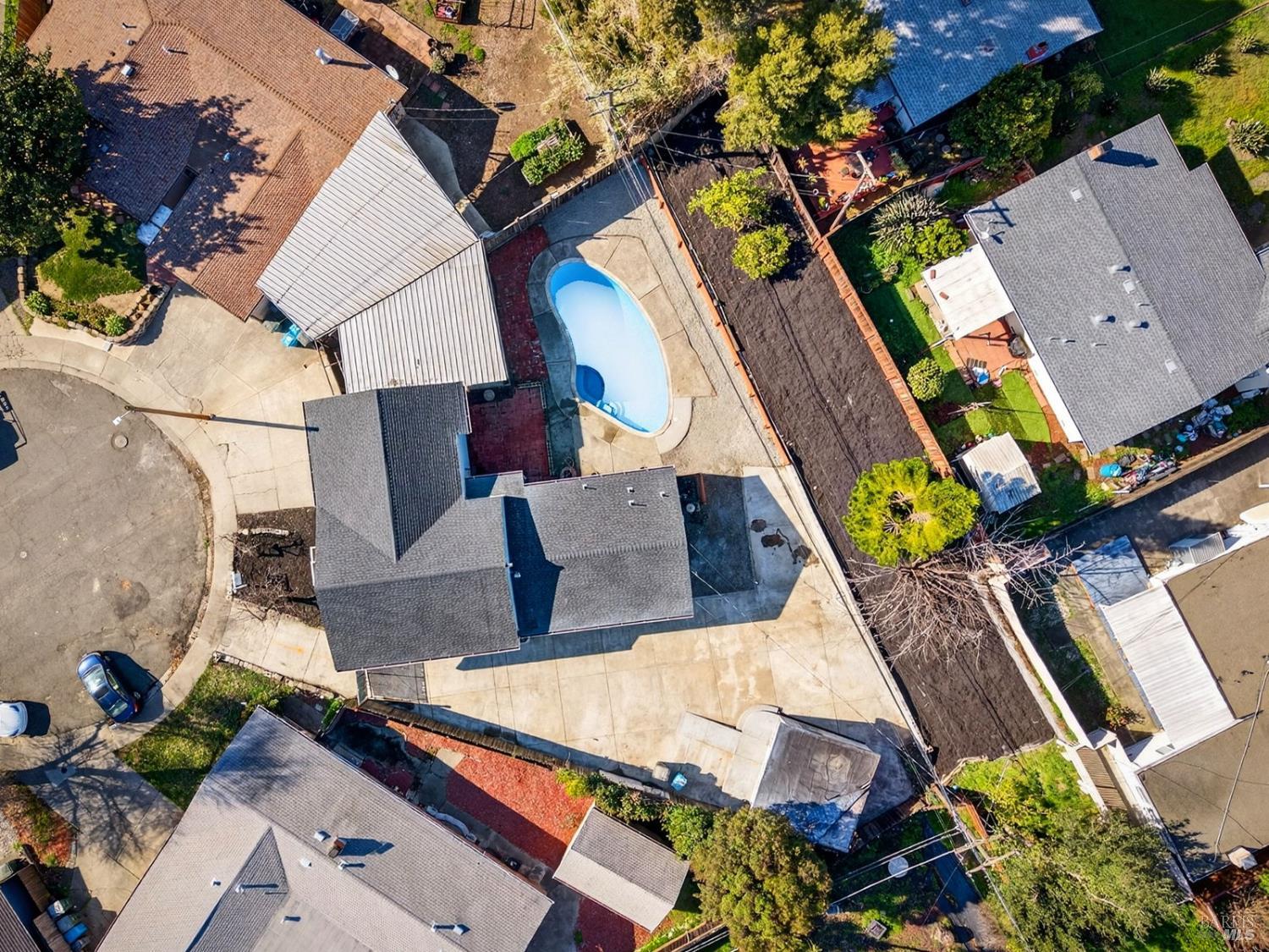 Detail Gallery Image 36 of 44 For 1014 Henry Ct, Vallejo,  CA 94591 - 3 Beds | 2 Baths