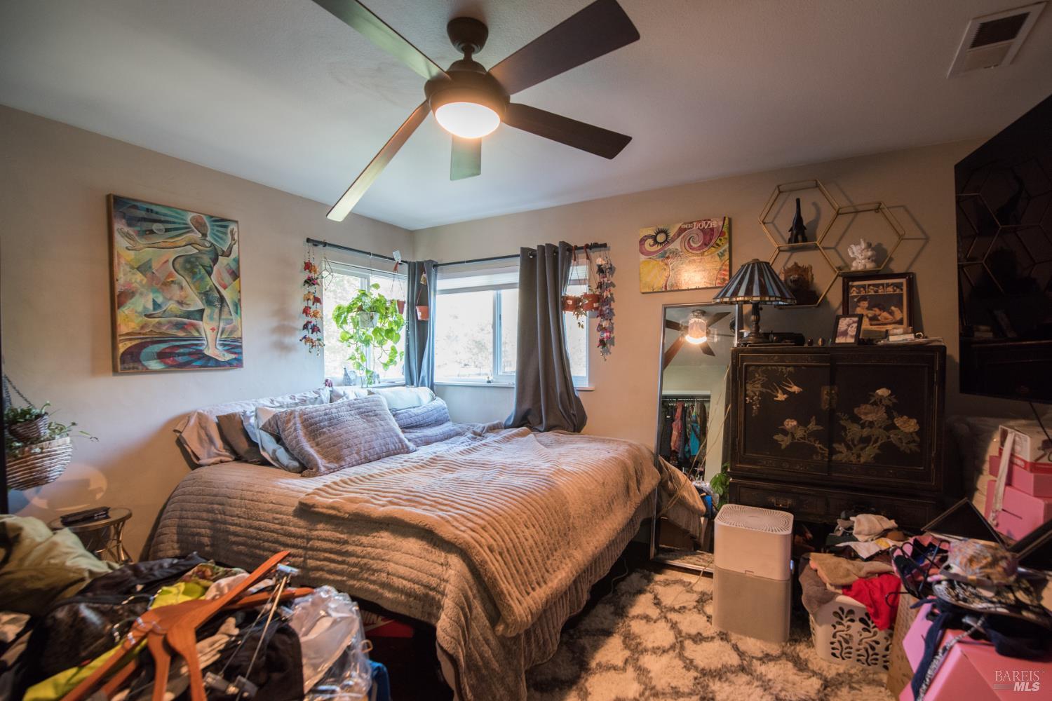 Detail Gallery Image 11 of 11 For 408 Calistoga Rd, Santa Rosa,  CA 95409 - 3 Beds | 2 Baths