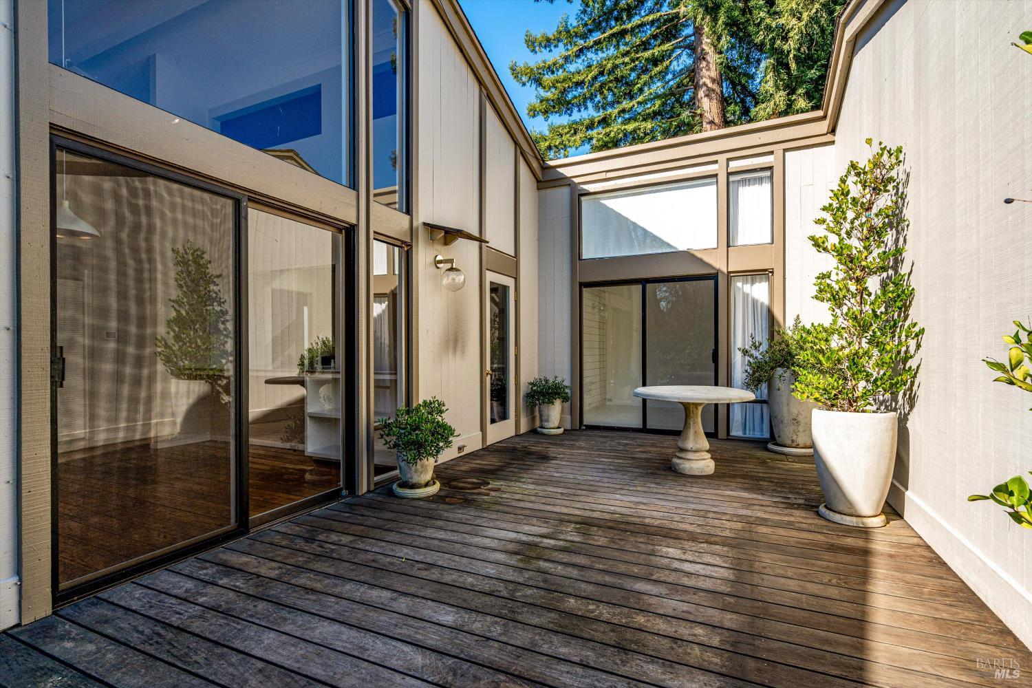 Detail Gallery Image 46 of 73 For 162 Bonnie Brook Dr, Napa,  CA 94558 - 2 Beds | 2 Baths