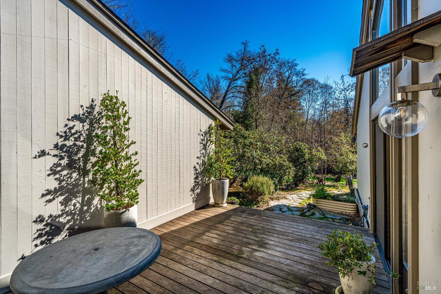 Detail Gallery Image 47 of 73 For 162 Bonnie Brook Dr, Napa,  CA 94558 - 2 Beds | 2 Baths