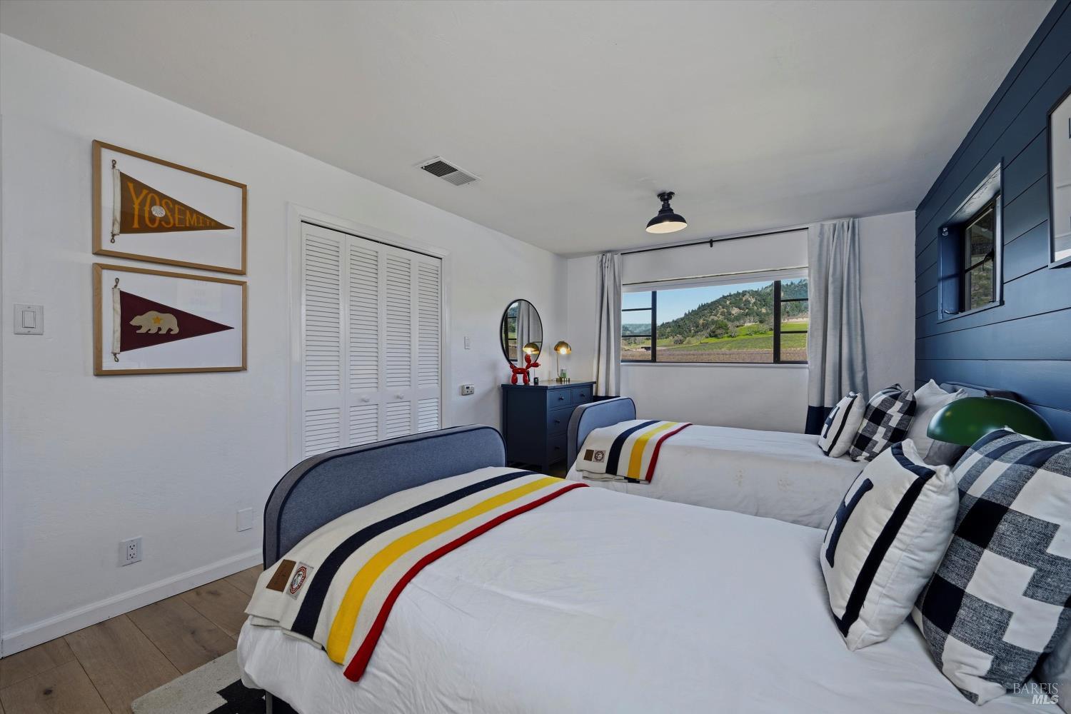 Detail Gallery Image 27 of 52 For 7616 Highway 128 Unkn, Healdsburg,  CA 95448 - 3 Beds | 3 Baths