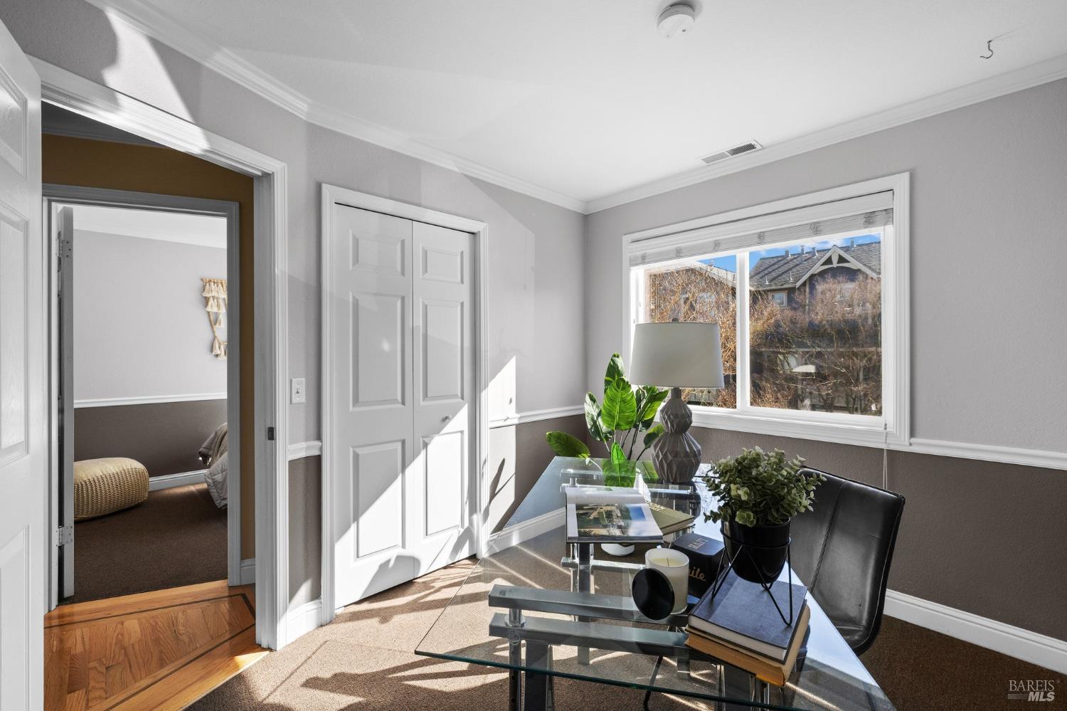 Detail Gallery Image 41 of 54 For 12 Rain Tree Ct, Petaluma,  CA 94952 - 3 Beds | 1/1 Baths