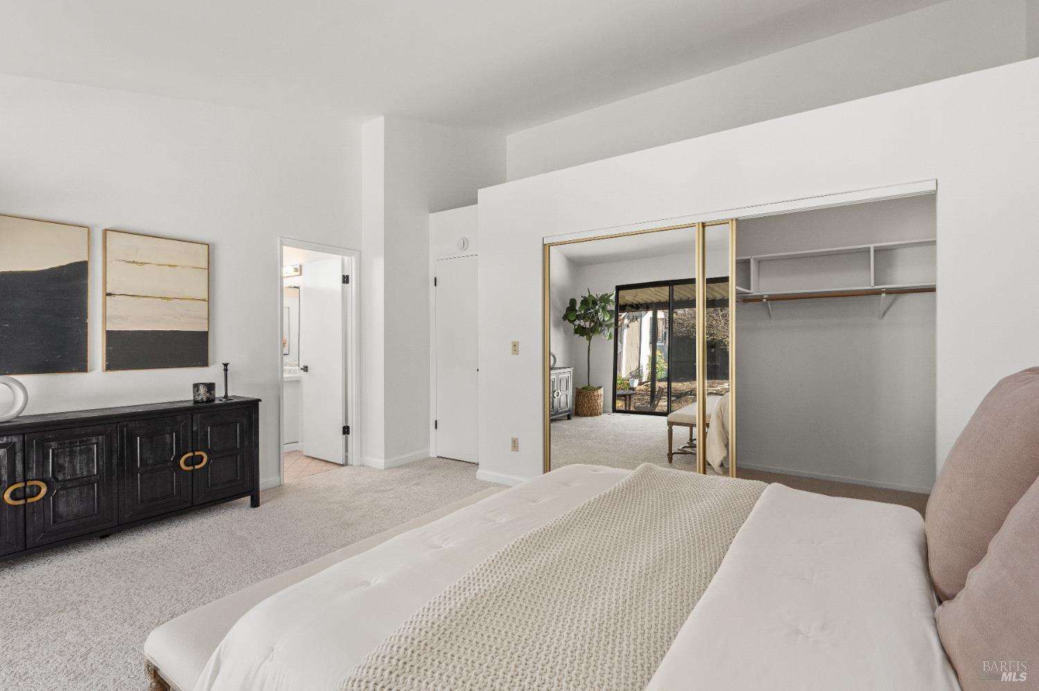 Detail Gallery Image 22 of 40 For 5537 Corbett Cir, Santa Rosa,  CA 95403 - 3 Beds | 2 Baths