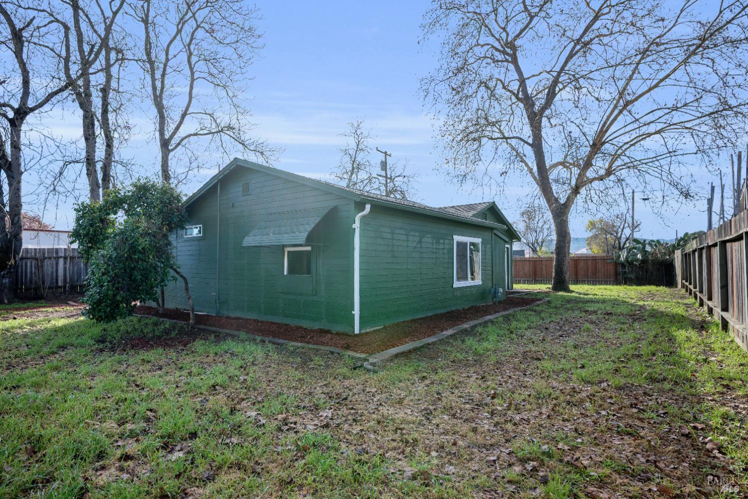 Detail Gallery Image 20 of 26 For 160 Thomas St, Ukiah,  CA 95482 - 3 Beds | 2 Baths