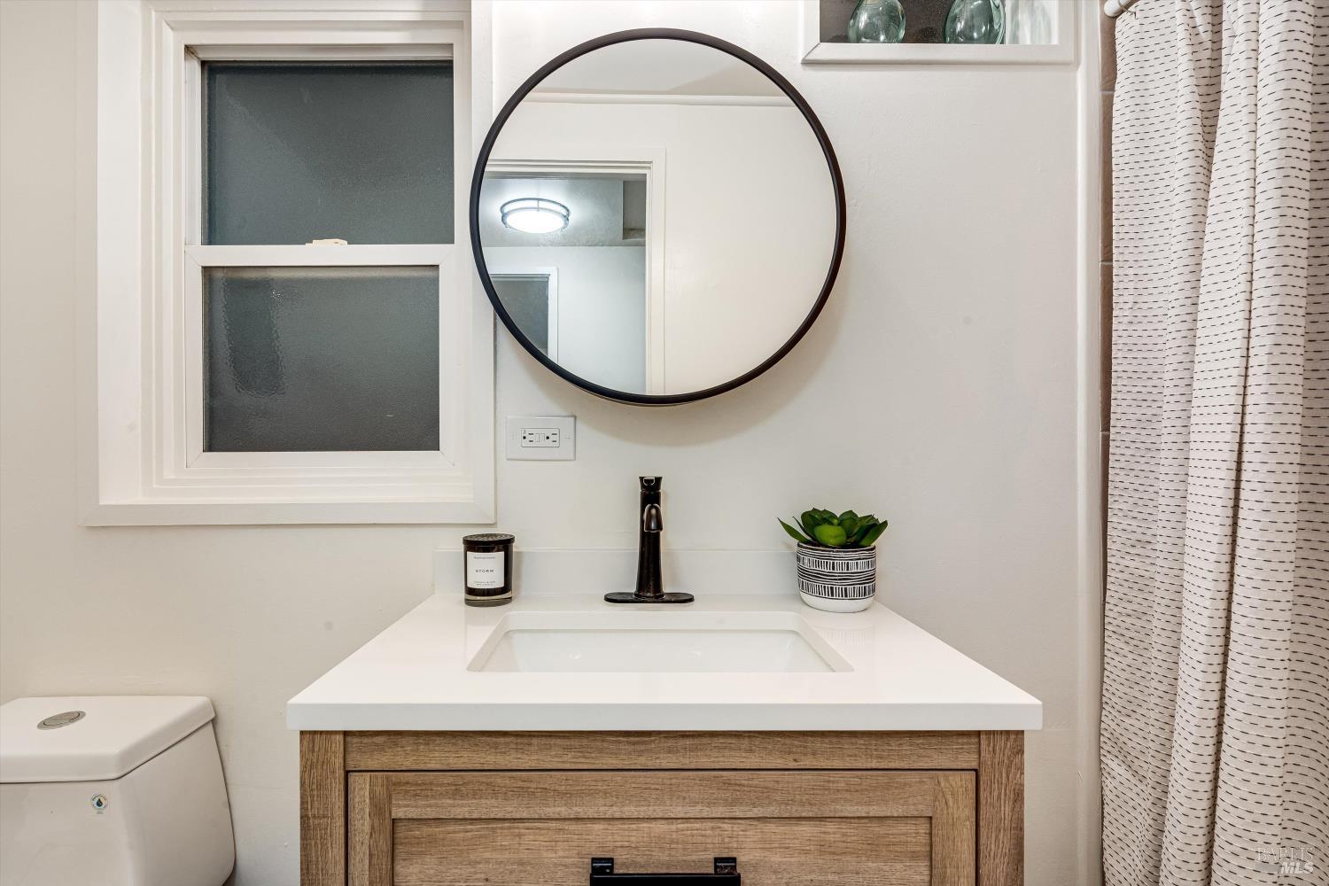 Detail Gallery Image 15 of 37 For 15300 Canyon 3 Rd, Rio Nido,  CA 95471 - 2 Beds | 1 Baths