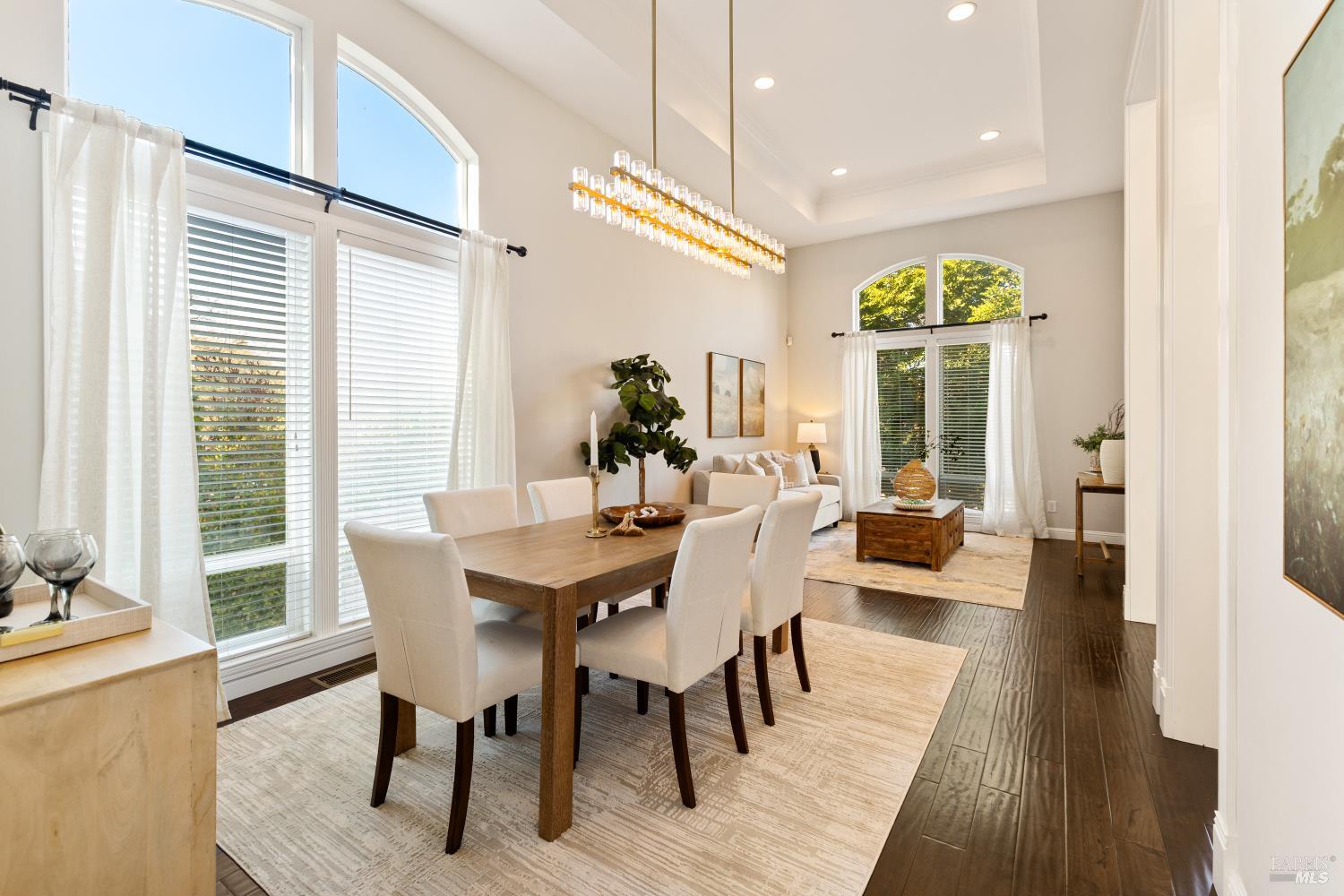 Detail Gallery Image 16 of 91 For 240 Hidden Valley Ln, Vacaville,  CA 95688 - 6 Beds | 3 Baths