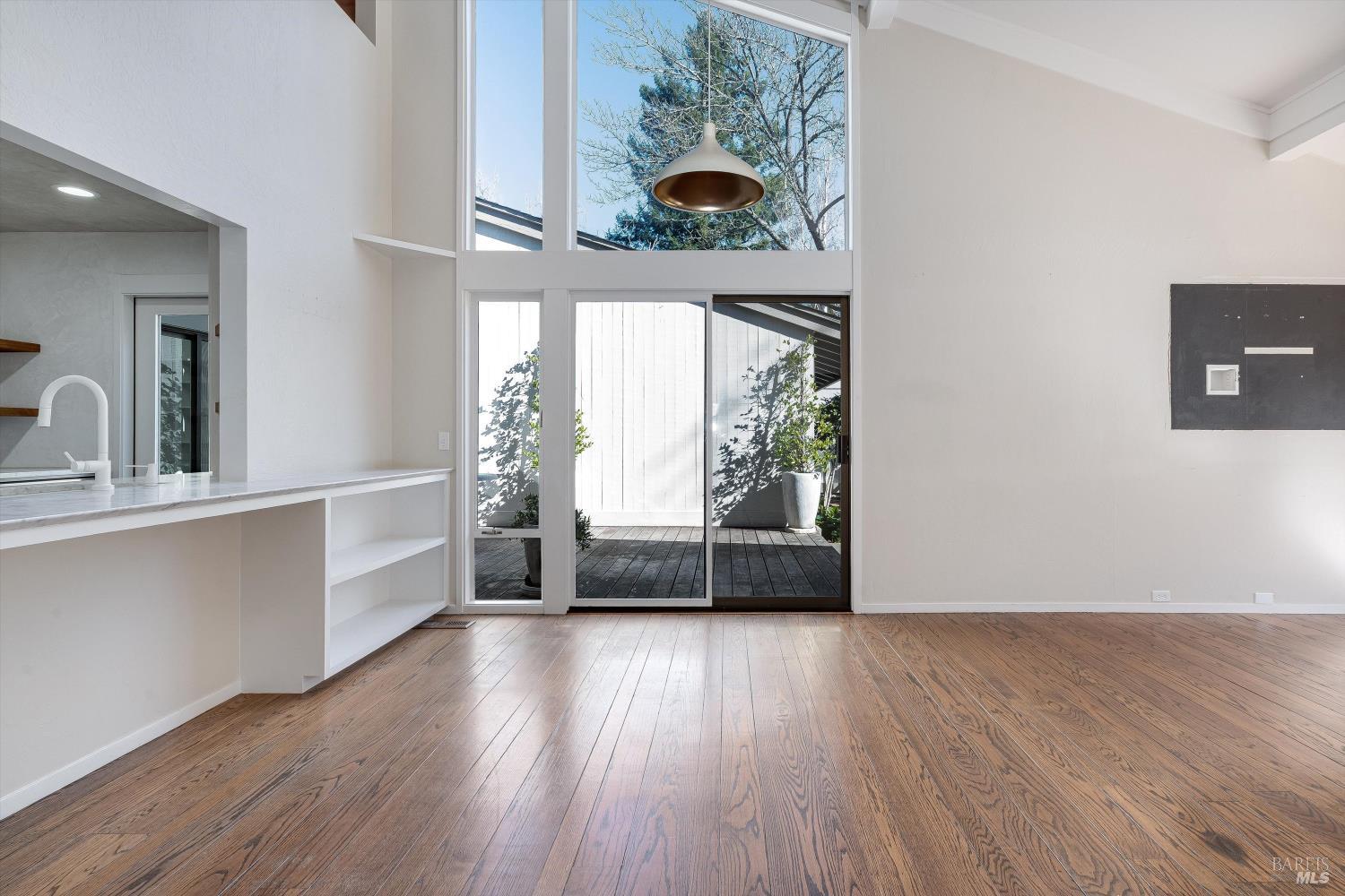 Detail Gallery Image 18 of 73 For 162 Bonnie Brook Dr, Napa,  CA 94558 - 2 Beds | 2 Baths