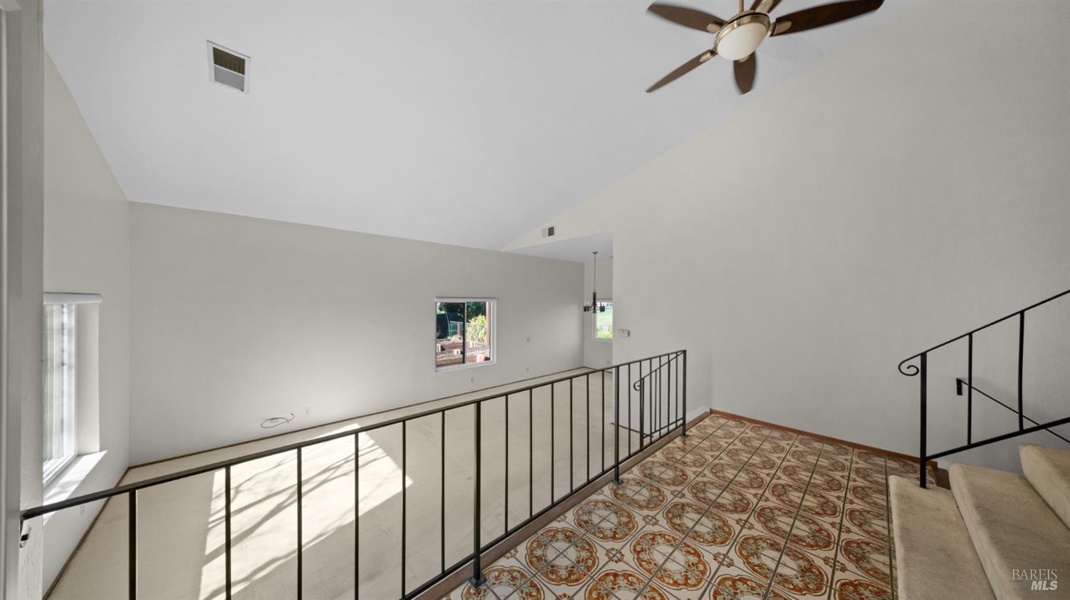 Detail Gallery Image 8 of 56 For 309 Drake Ct, Benicia,  CA 94510 - 3 Beds | 2/1 Baths