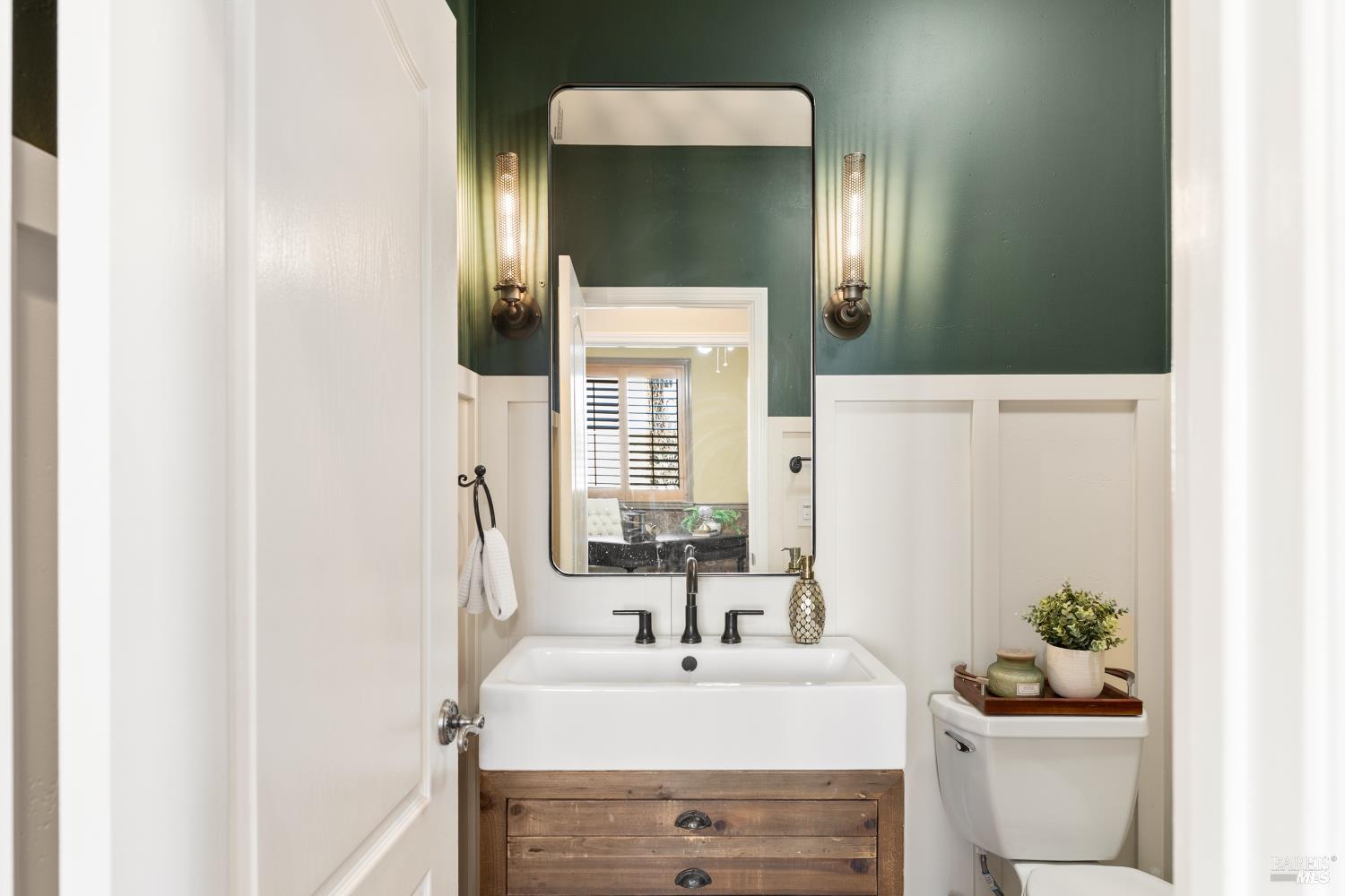 Detail Gallery Image 42 of 91 For 240 Hidden Valley Ln, Vacaville,  CA 95688 - 6 Beds | 3 Baths