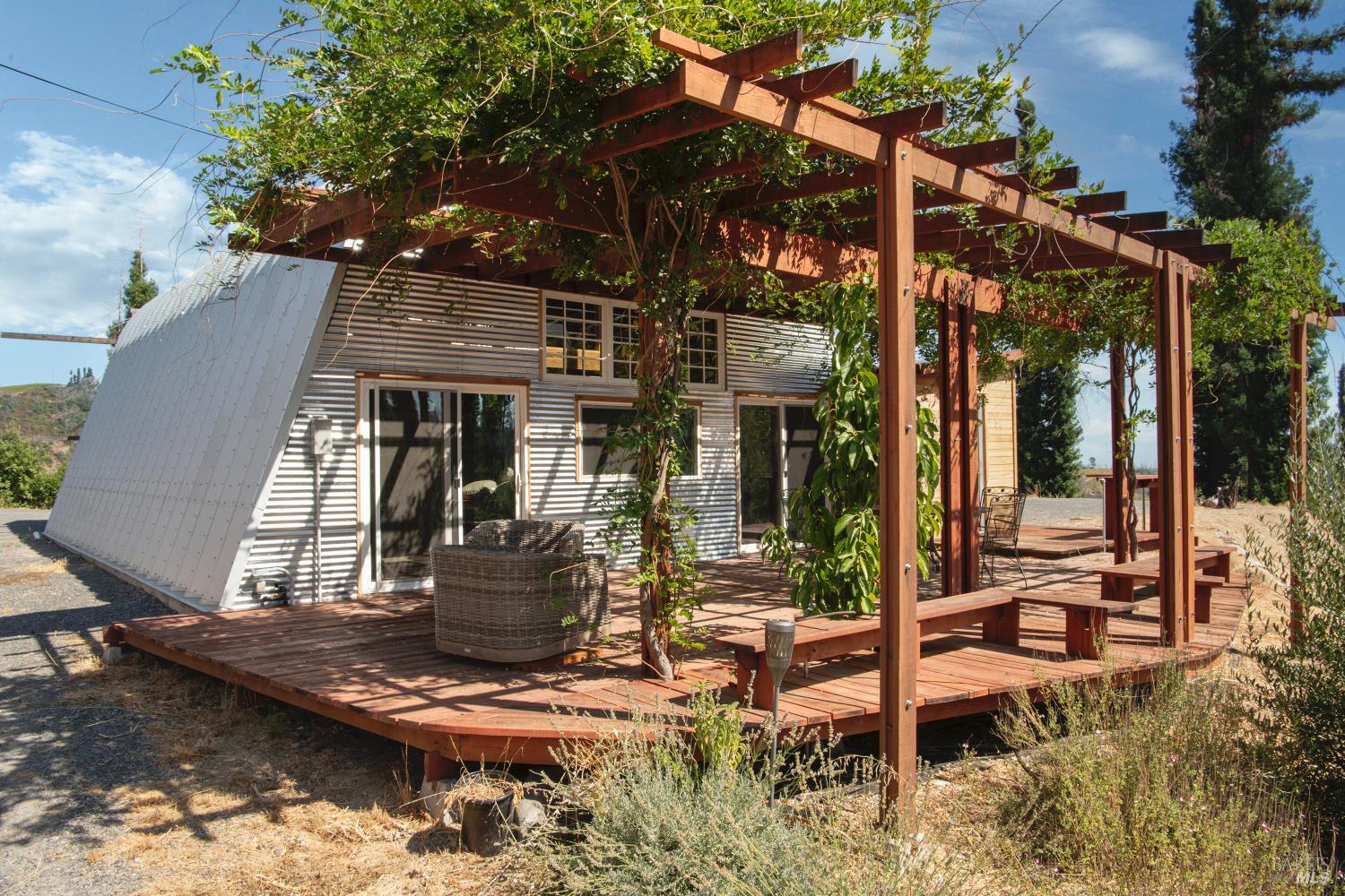 Detail Gallery Image 7 of 61 For 9451 Mill Creek Rd, Healdsburg,  CA 95448 - 2 Beds | 2 Baths