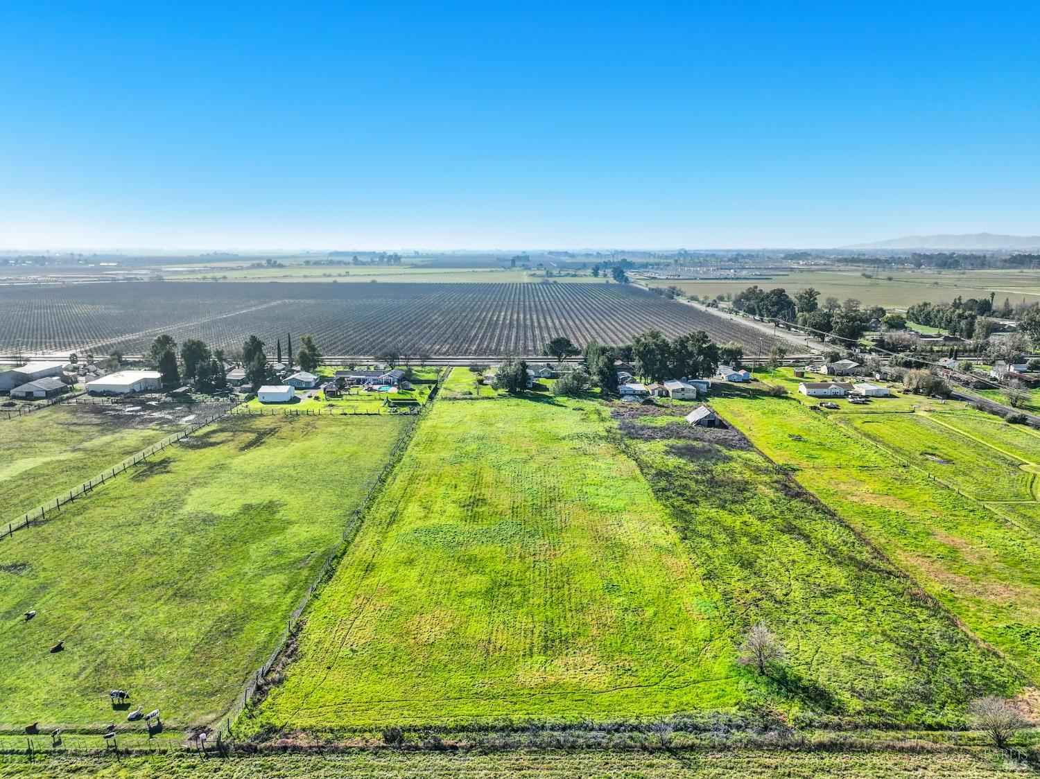 Detail Gallery Image 9 of 88 For 5303 Midway Rd, Vacaville,  CA 95688 - 4 Beds | 2 Baths