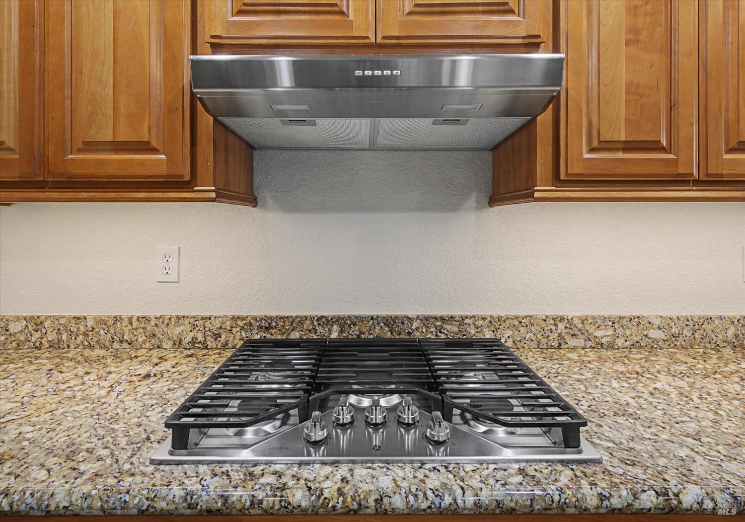 Detail Gallery Image 23 of 65 For 931 Zephyr Ln, Vacaville,  CA 95687 - 4 Beds | 2/1 Baths