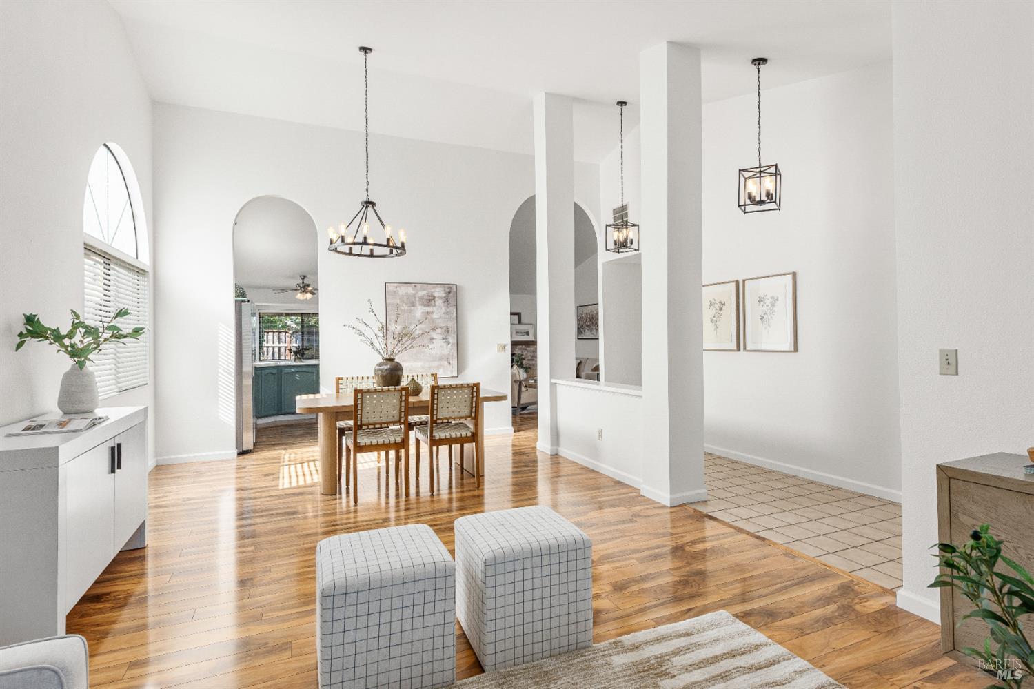 Detail Gallery Image 5 of 40 For 5537 Corbett Cir, Santa Rosa,  CA 95403 - 3 Beds | 2 Baths