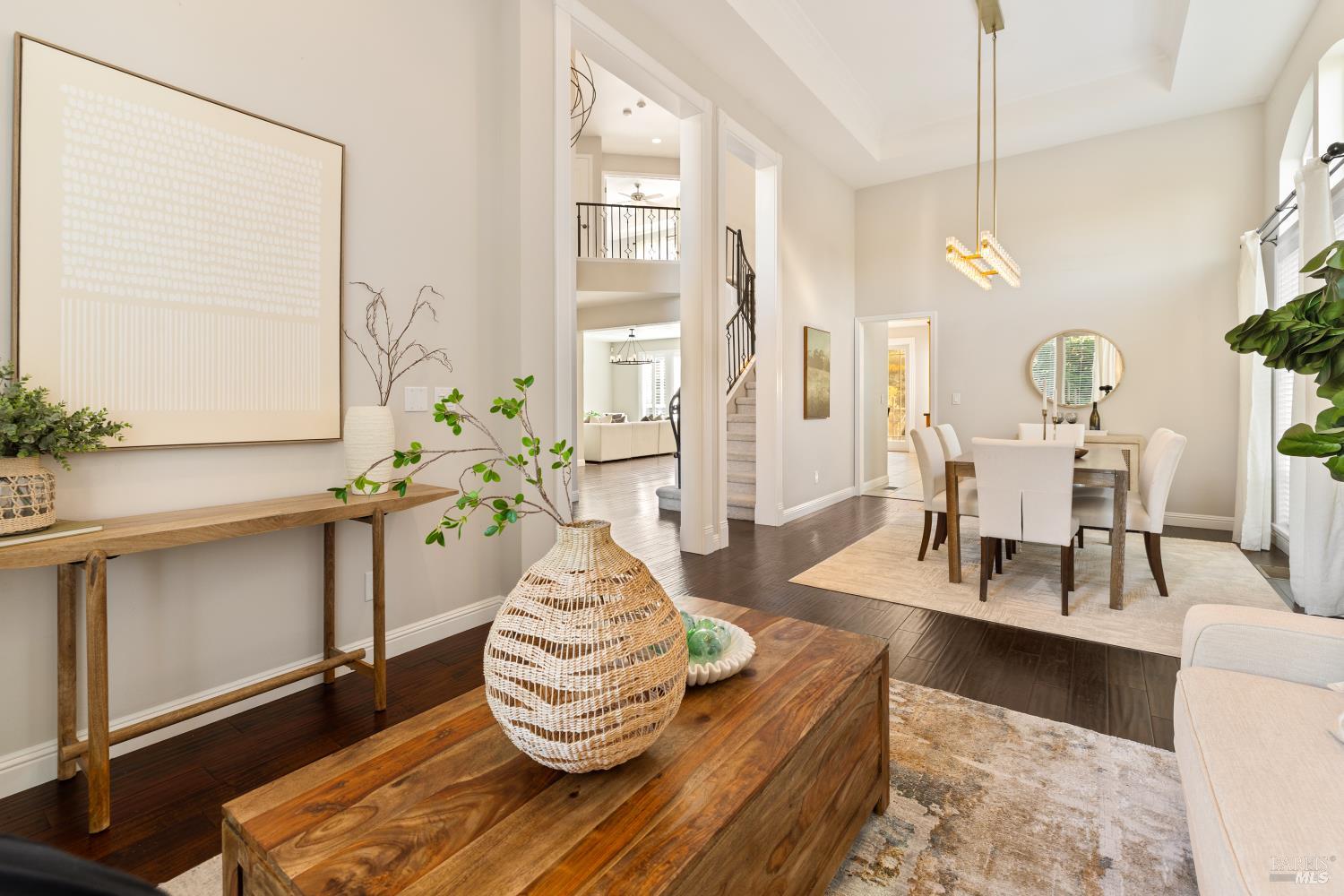 Detail Gallery Image 13 of 91 For 240 Hidden Valley Ln, Vacaville,  CA 95688 - 6 Beds | 3 Baths