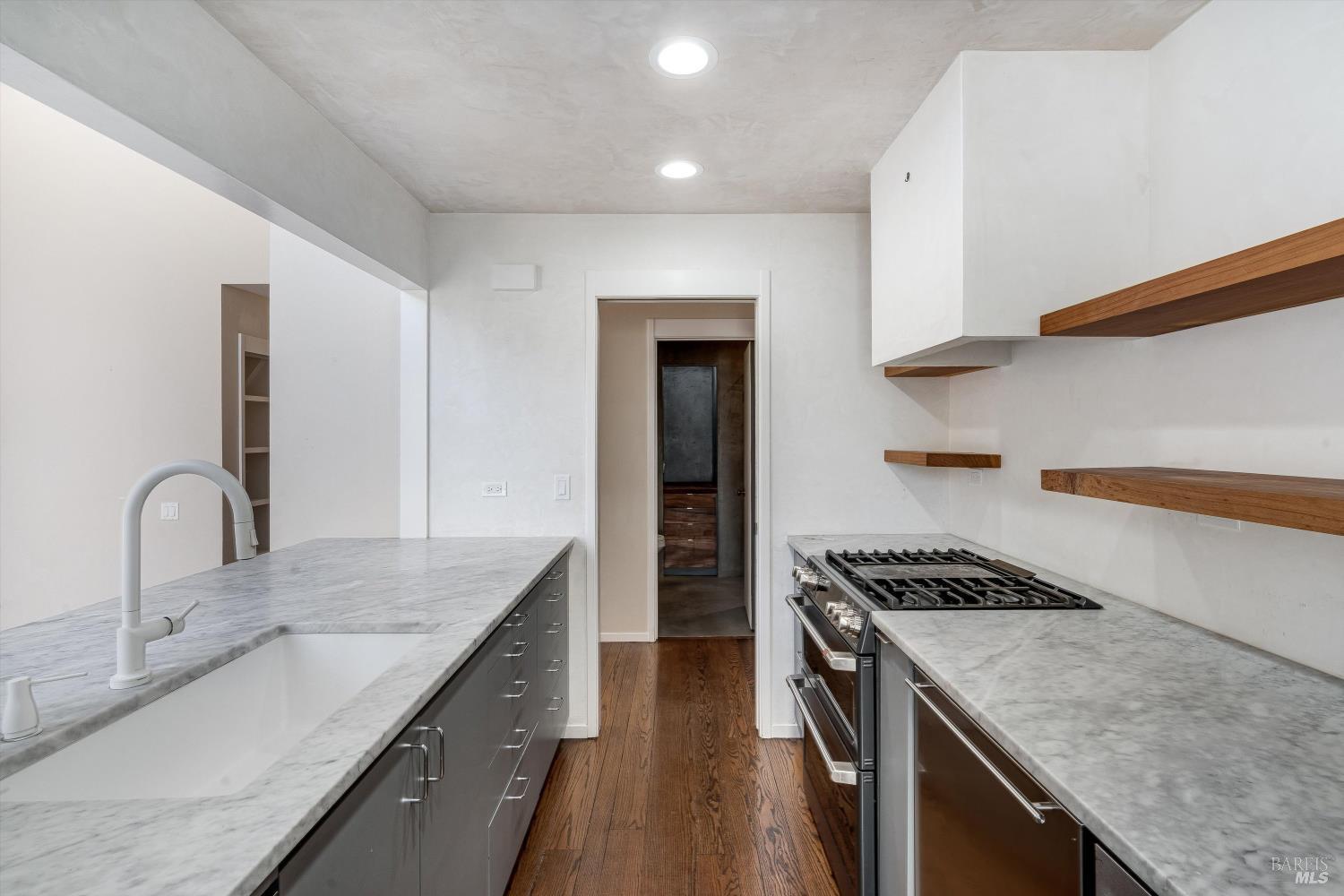 Detail Gallery Image 15 of 73 For 162 Bonnie Brook Dr, Napa,  CA 94558 - 2 Beds | 2 Baths