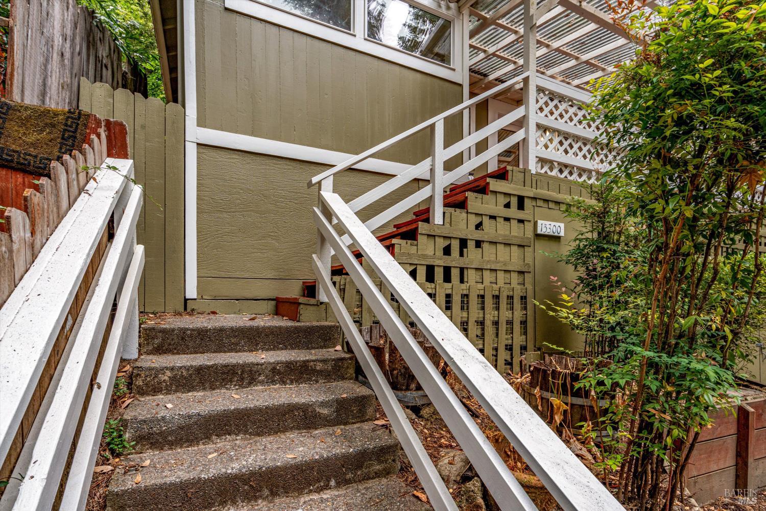 Detail Gallery Image 36 of 37 For 15300 Canyon 3 Rd, Rio Nido,  CA 95471 - 2 Beds | 1 Baths