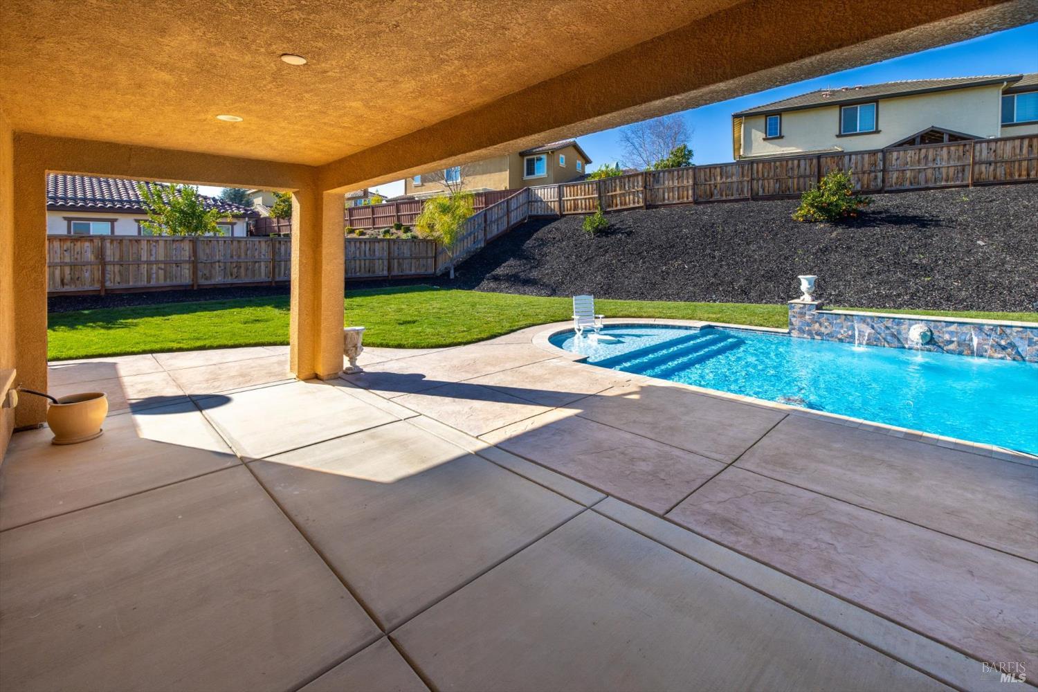 Detail Gallery Image 57 of 73 For 685 Elderberry Loop, Vacaville,  CA 95688 - 5 Beds | 4/1 Baths