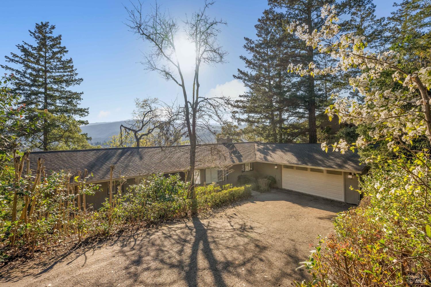 Detail Gallery Image 2 of 54 For 121 Knoll Pl, Saint Helena,  CA 94574 - 4 Beds | 3/3 Baths