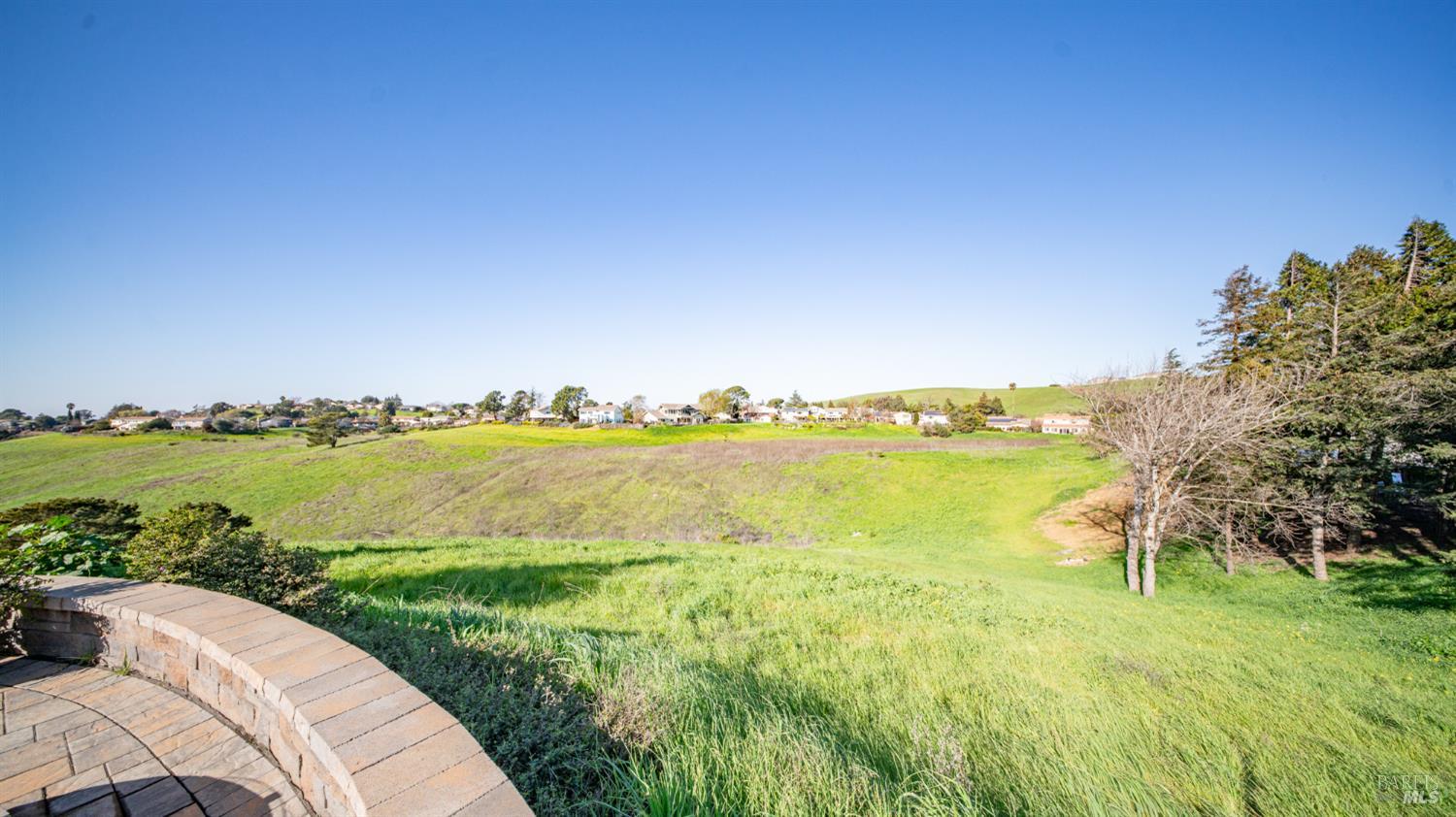 Detail Gallery Image 48 of 56 For 309 Drake Ct, Benicia,  CA 94510 - 3 Beds | 2/1 Baths