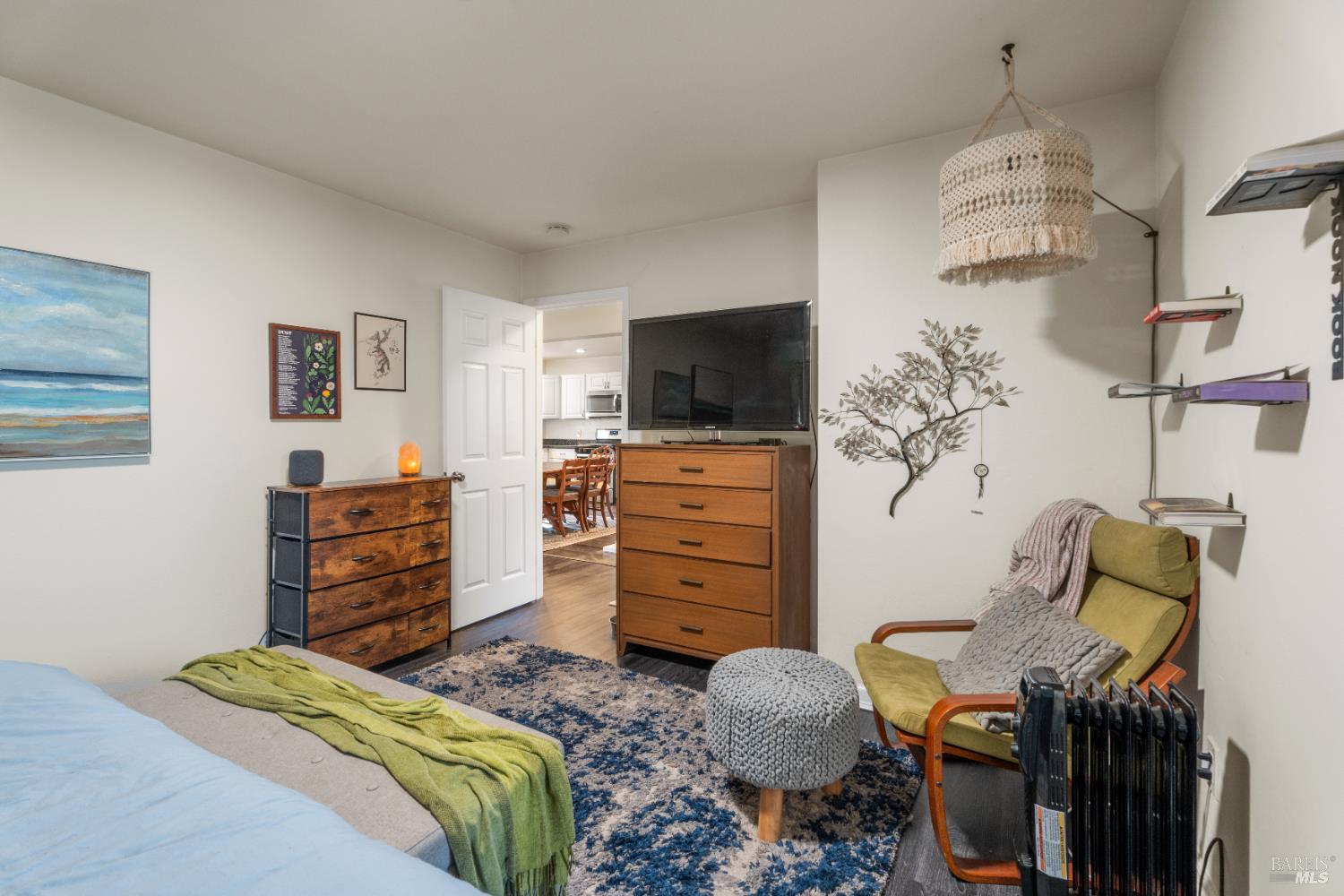 Detail Gallery Image 10 of 18 For 2021 Peacock Dr, Willits,  CA 95490 - 3 Beds | 2 Baths