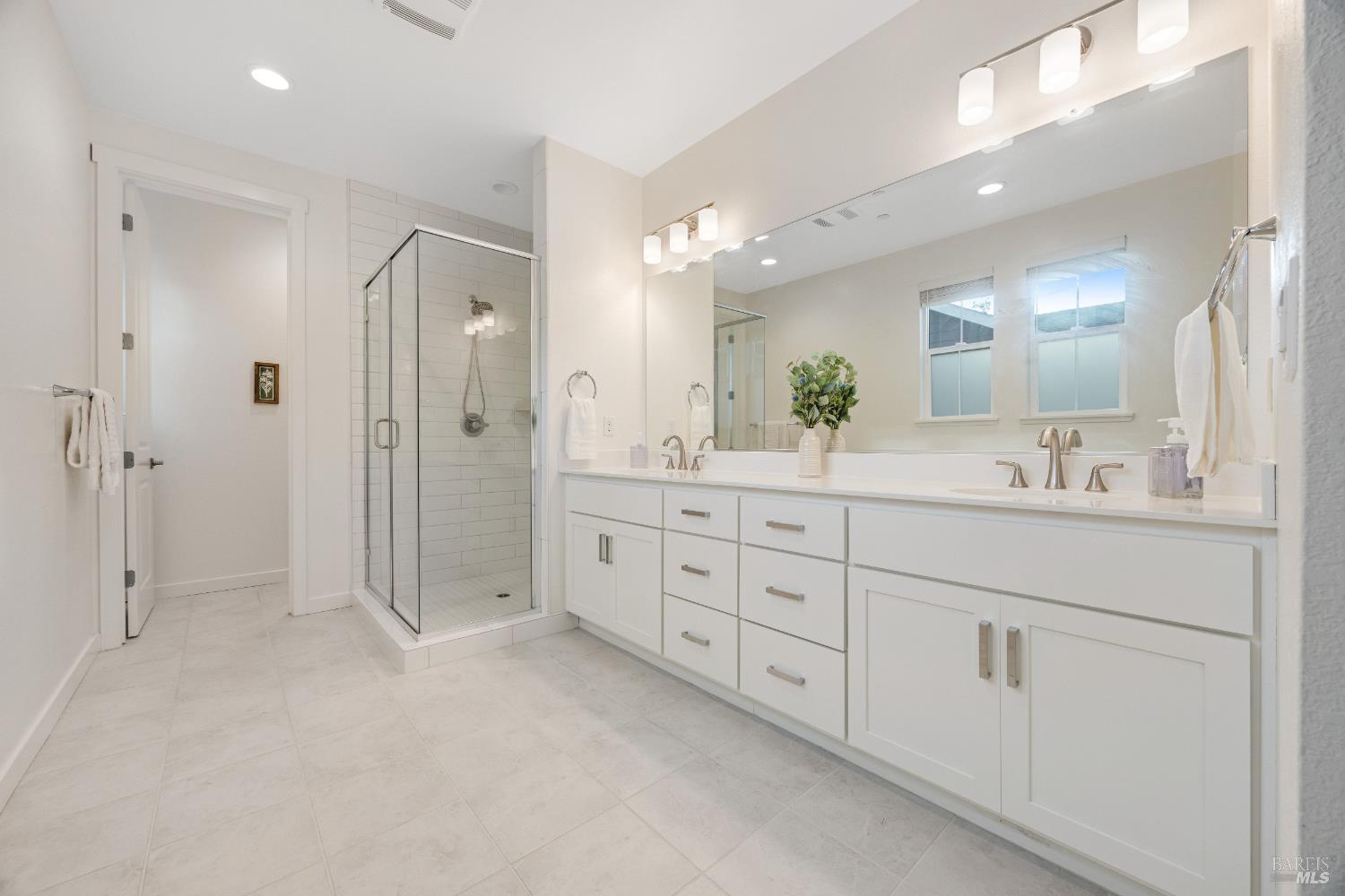 Detail Gallery Image 26 of 44 For 1747 Linden Ln, Santa Rosa,  CA 95404 - 3 Beds | 2/1 Baths