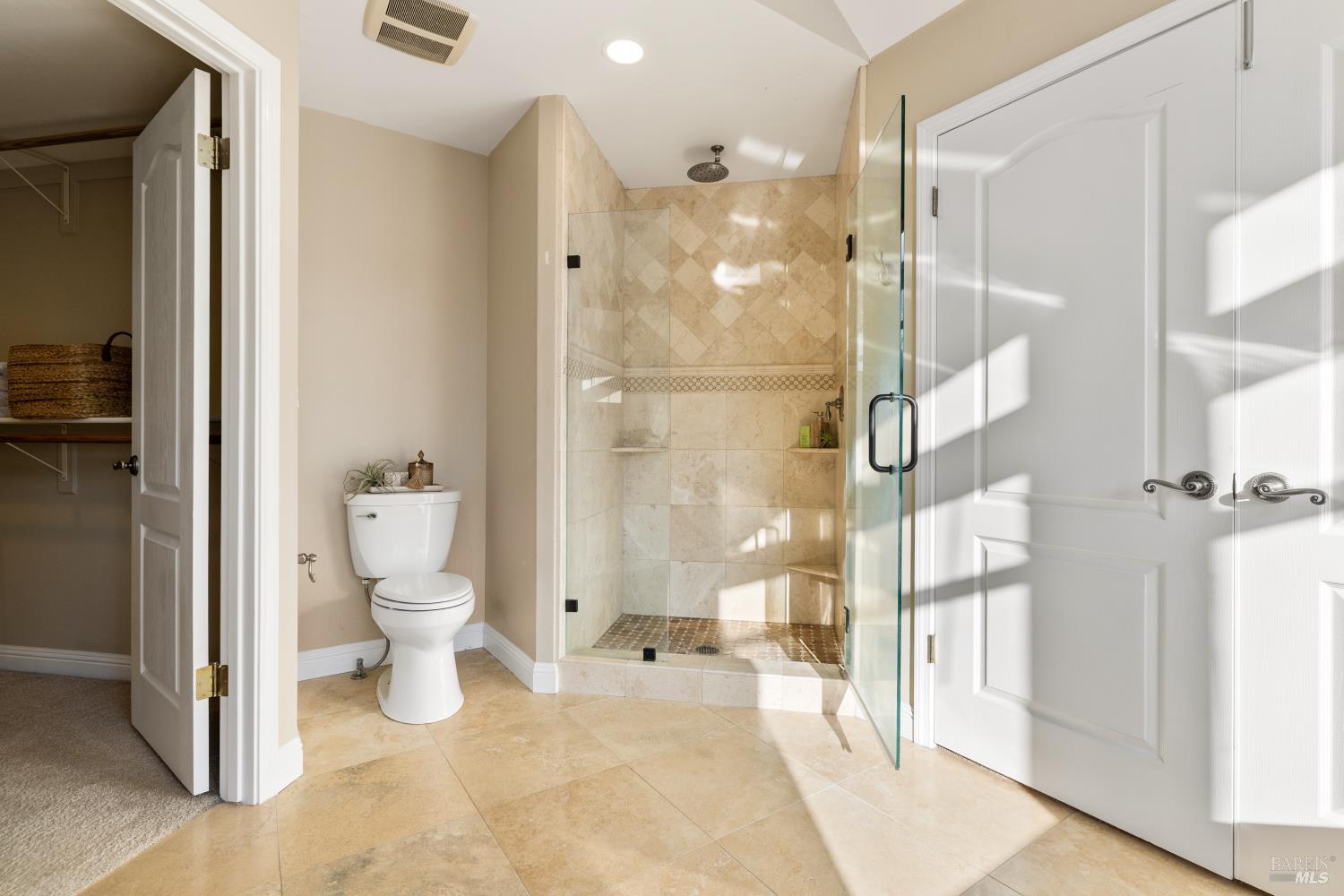 Detail Gallery Image 54 of 91 For 240 Hidden Valley Ln, Vacaville,  CA 95688 - 6 Beds | 3 Baths