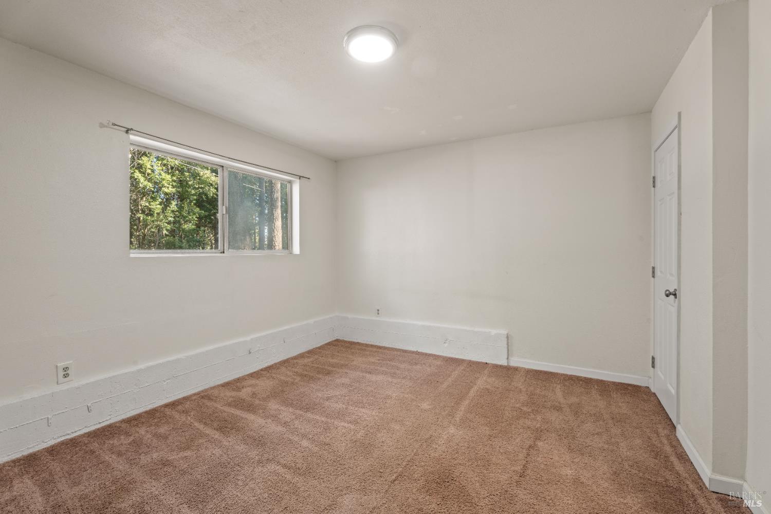 Detail Gallery Image 16 of 22 For 27214 Bear Dr, Willits,  CA 95490 - 4 Beds | 2 Baths