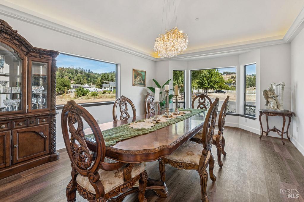 Detail Gallery Image 27 of 61 For 695 Quietwater Rd, Santa Rosa,  CA 95404 - 4 Beds | 3/1 Baths