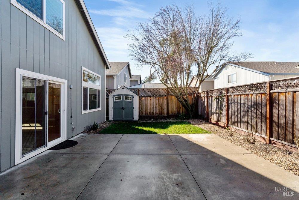 Detail Gallery Image 59 of 77 For 1210 Maple Dr, Rohnert Park,  CA 94928 - 3 Beds | 2/1 Baths