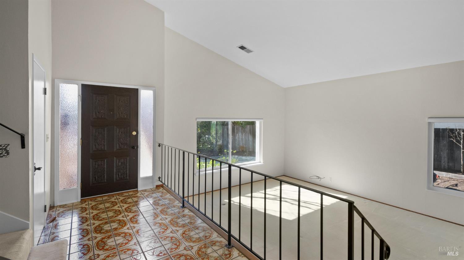 Detail Gallery Image 9 of 56 For 309 Drake Ct, Benicia,  CA 94510 - 3 Beds | 2/1 Baths
