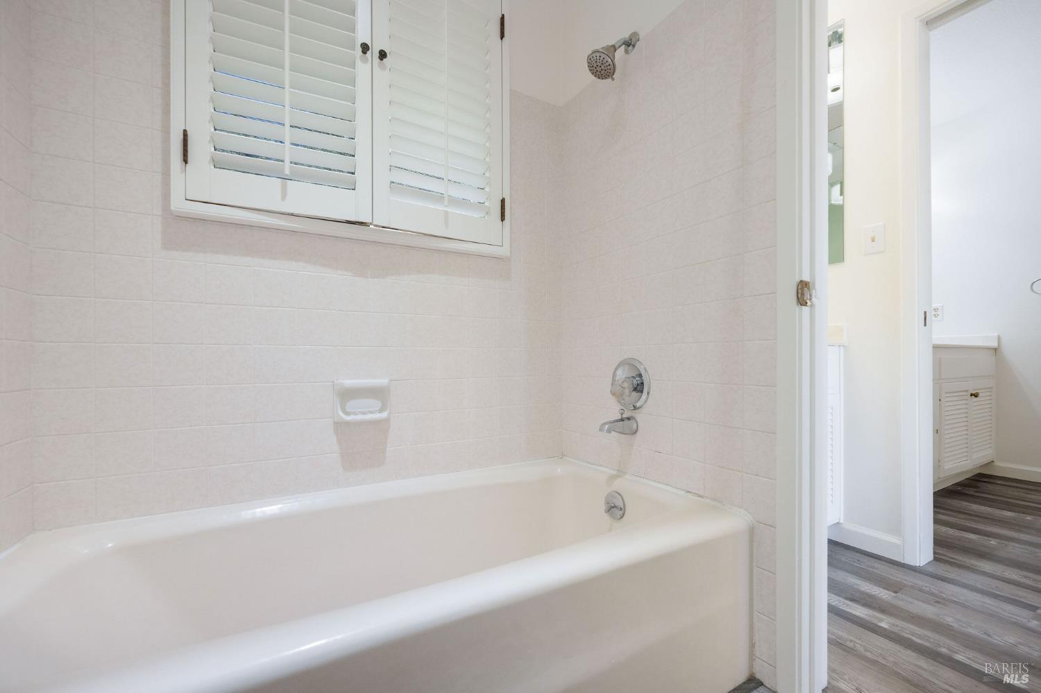 Detail Gallery Image 31 of 54 For 121 Knoll Pl, Saint Helena,  CA 94574 - 4 Beds | 3/3 Baths