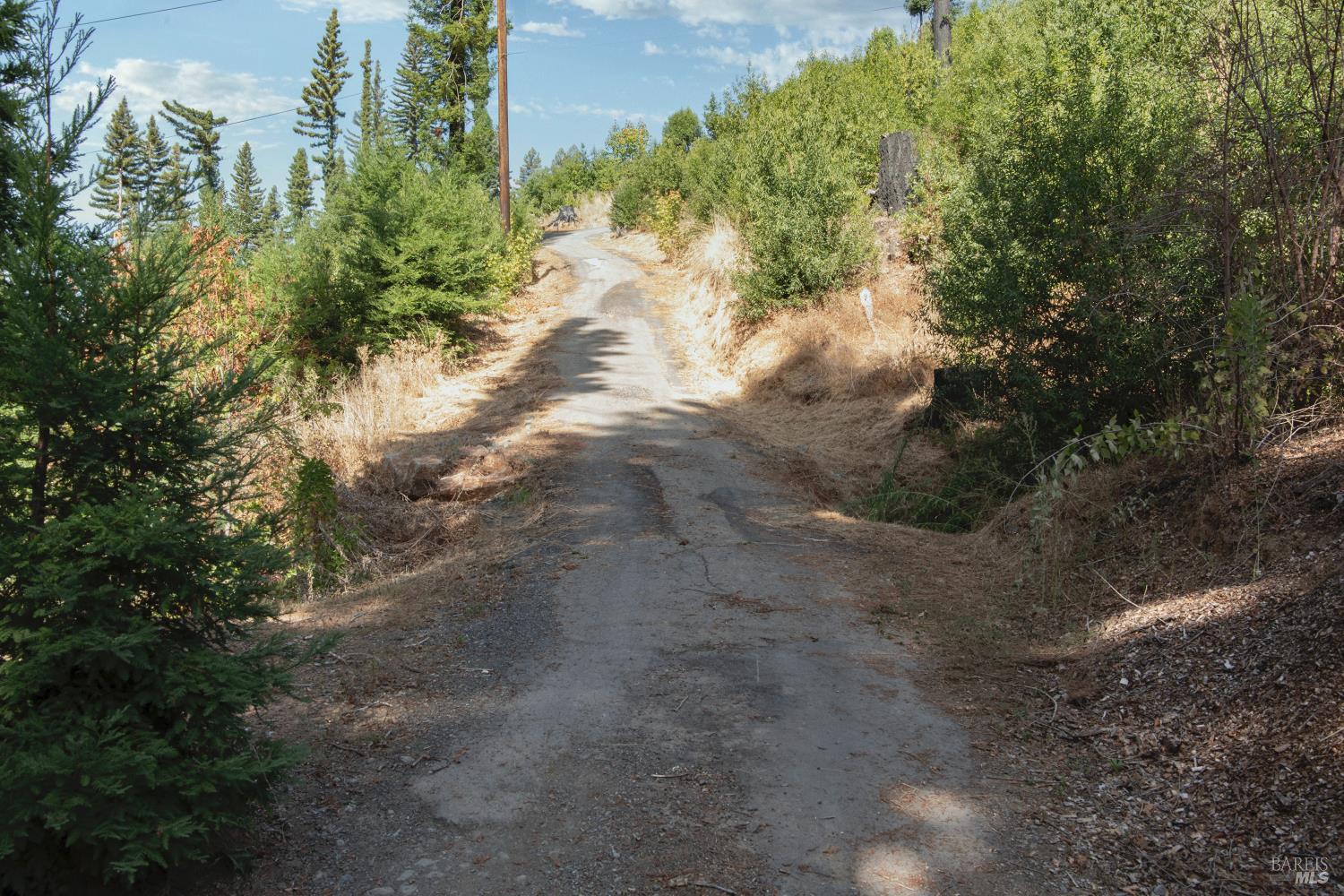 Detail Gallery Image 16 of 61 For 9451 Mill Creek Rd, Healdsburg,  CA 95448 - 2 Beds | 2 Baths