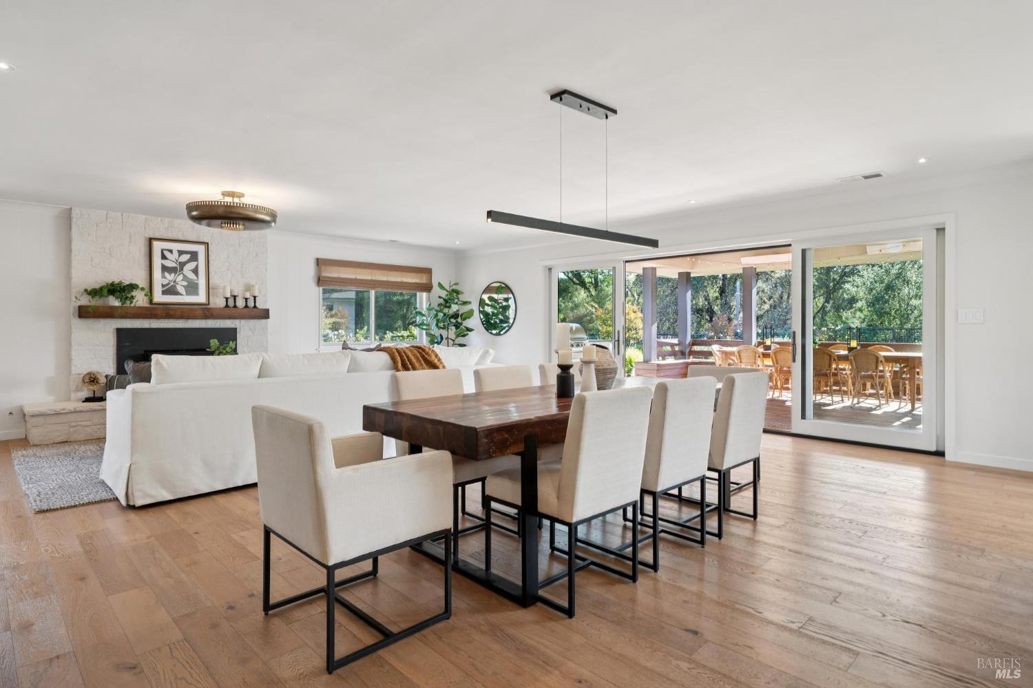 Detail Gallery Image 18 of 72 For 3033 Myrtledale Rd, Calistoga,  CA 94515 - 4 Beds | 4 Baths