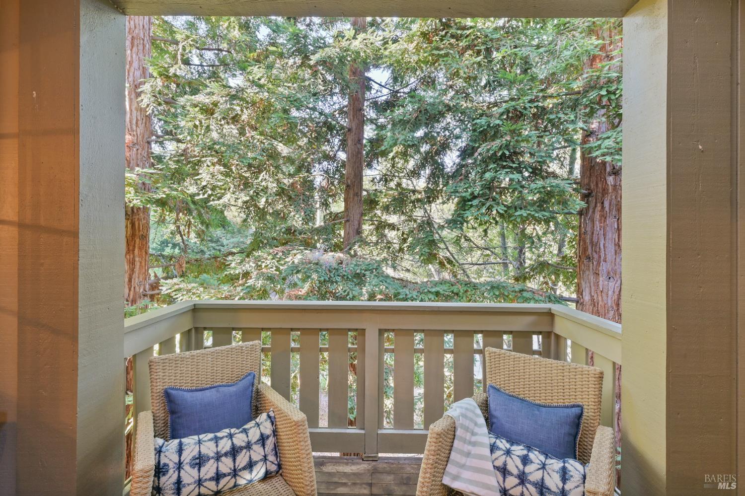 Detail Gallery Image 12 of 31 For 258 Pelican Ln, Novato,  CA 94949 - 2 Beds | 2/1 Baths