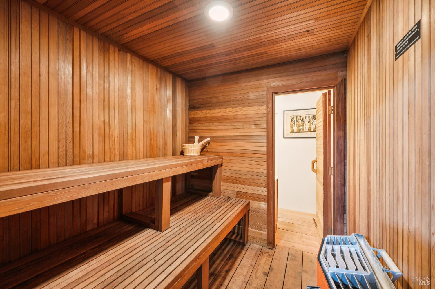 Detail Gallery Image 39 of 52 For 72 Flicker Dr, Novato,  CA 94949 - 2 Beds | 3/1 Baths