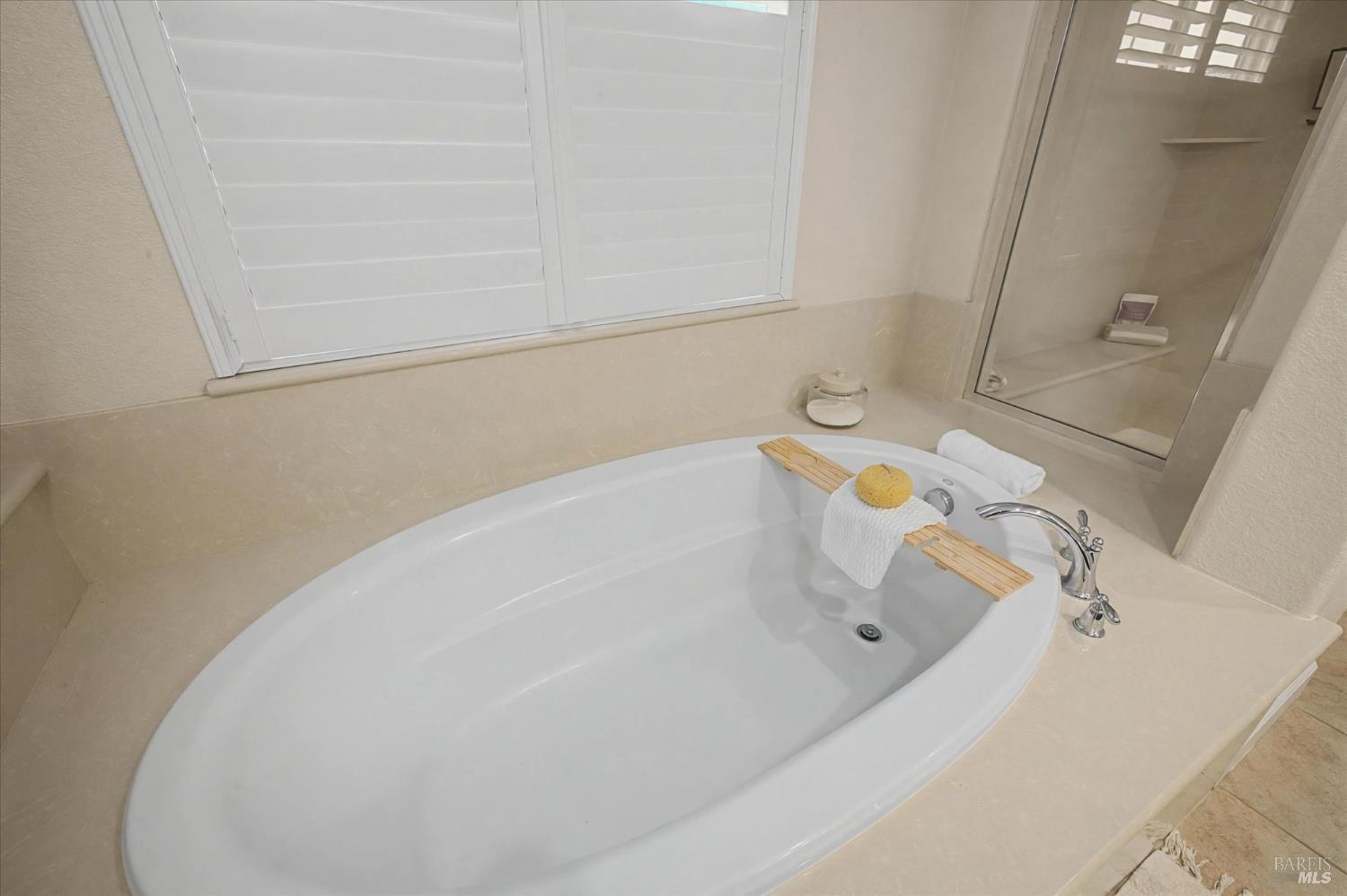 Detail Gallery Image 51 of 73 For 685 Elderberry Loop, Vacaville,  CA 95688 - 5 Beds | 4/1 Baths