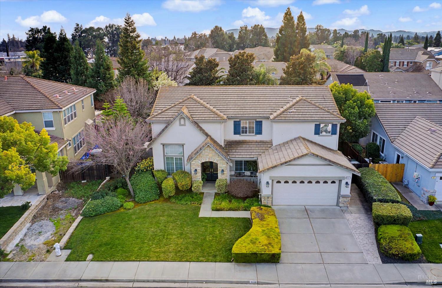 Detail Gallery Image 7 of 65 For 931 Zephyr Ln, Vacaville,  CA 95687 - 4 Beds | 2/1 Baths